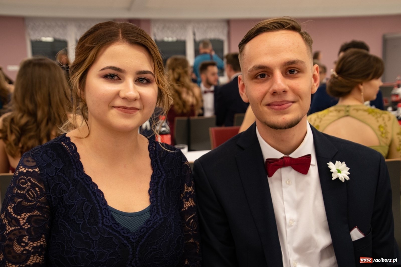 Zdjęcie w galerii na portalu naszraciborz.pl: Bal maturalny II LO w Zakrzowie [FOTO i WIDEO] wiadomości z regionu