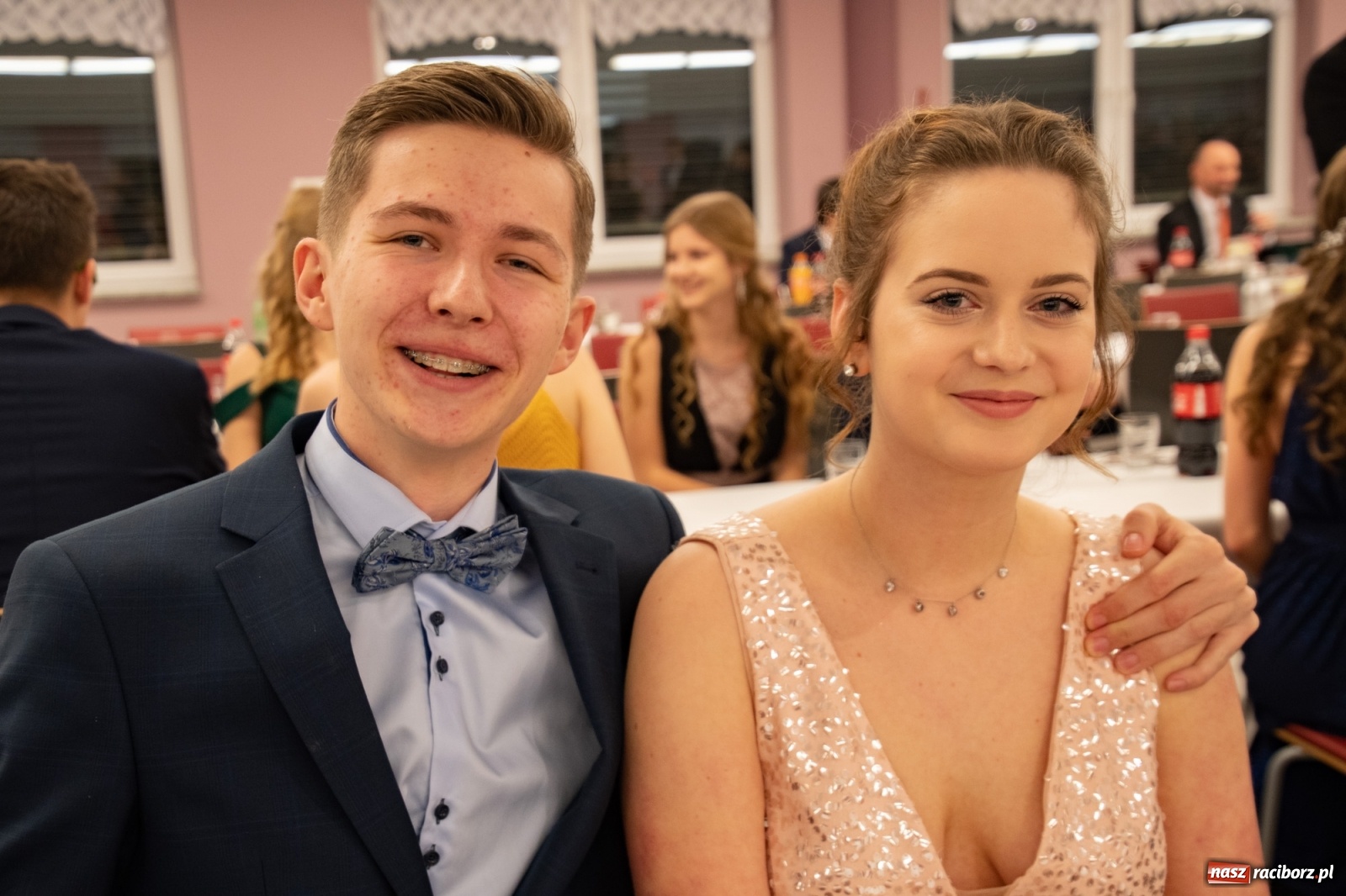 Zdjęcie w galerii na portalu naszraciborz.pl: Bal maturalny II LO w Zakrzowie [FOTO i WIDEO] wiadomości z regionu