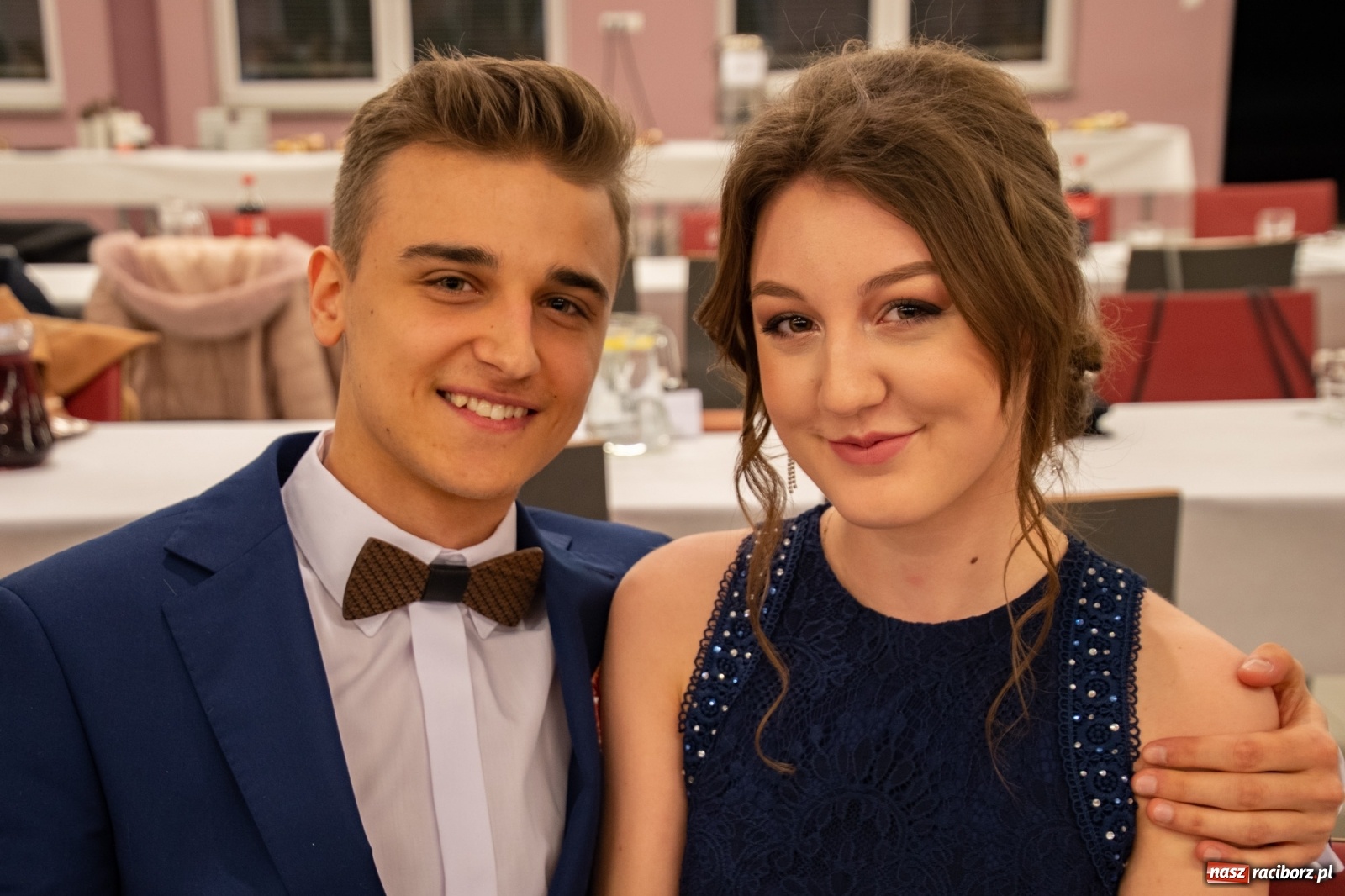 Zdjęcie w galerii na portalu naszraciborz.pl: Bal maturalny II LO w Zakrzowie [FOTO i WIDEO] wiadomości z regionu