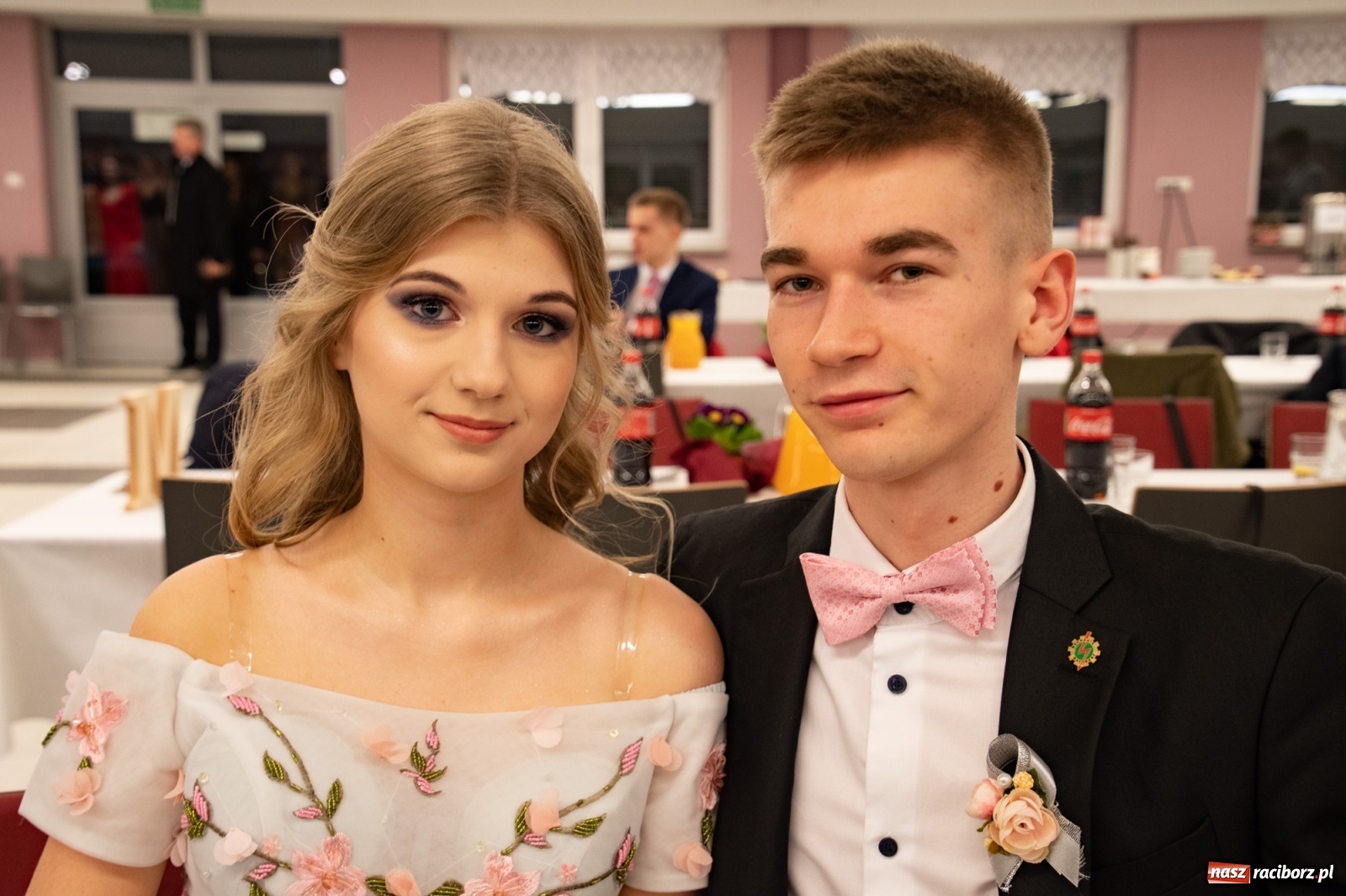 Zdjęcie w galerii na portalu naszraciborz.pl: Bal maturalny II LO w Zakrzowie [FOTO i WIDEO] wiadomości z regionu