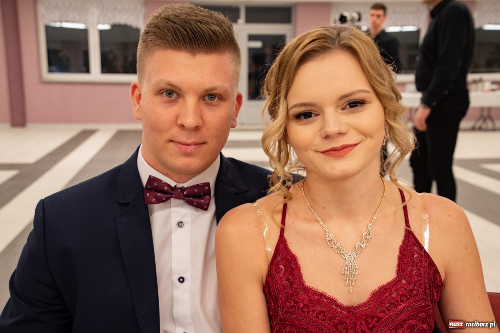 Zdjęcie w galerii na portalu naszraciborz.pl: Bal maturalny II LO w Zakrzowie [FOTO i WIDEO] wiadomości z regionu