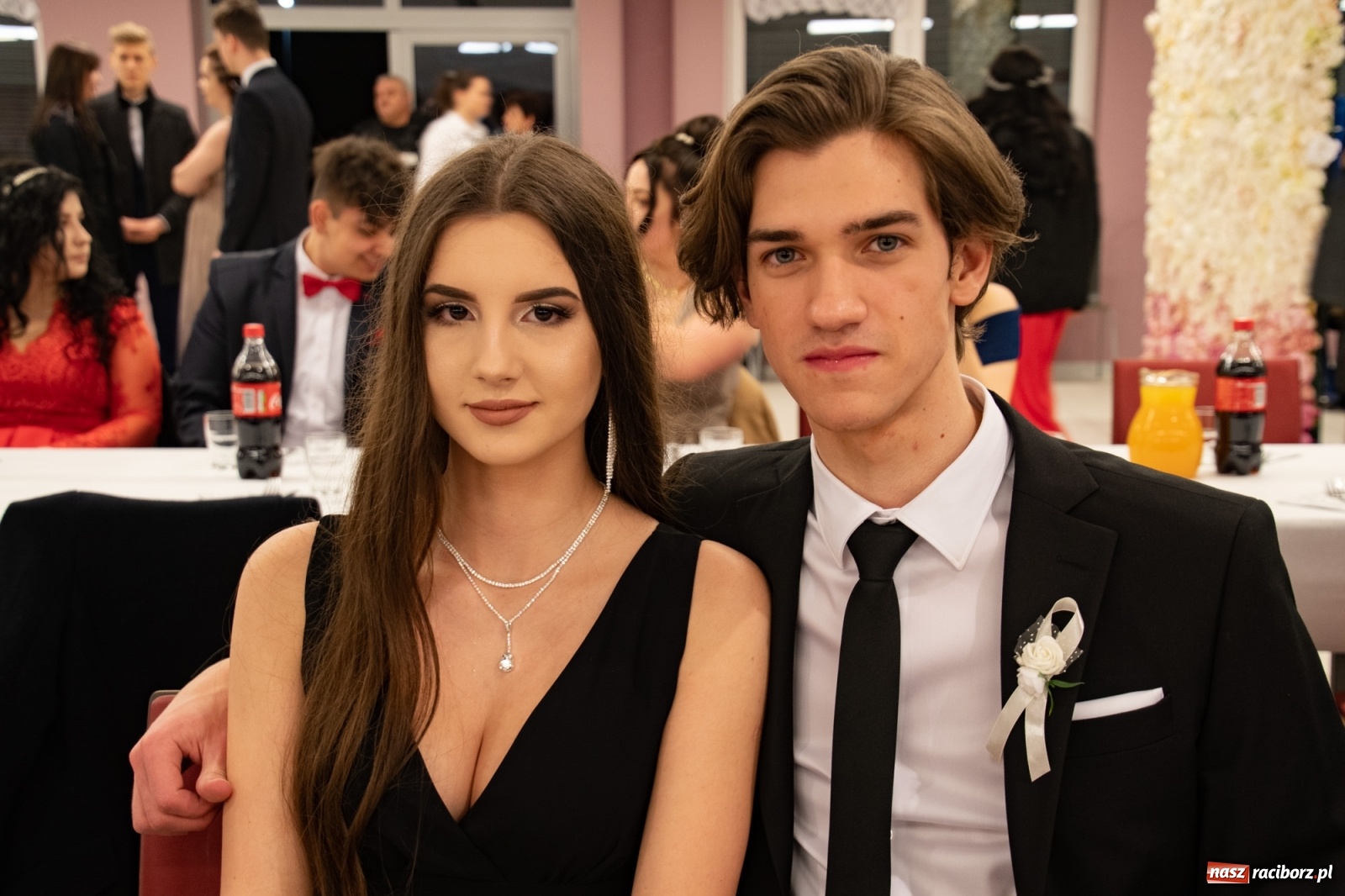 Zdjęcie w galerii na portalu naszraciborz.pl: Bal maturalny II LO w Zakrzowie [FOTO i WIDEO] wiadomości z regionu