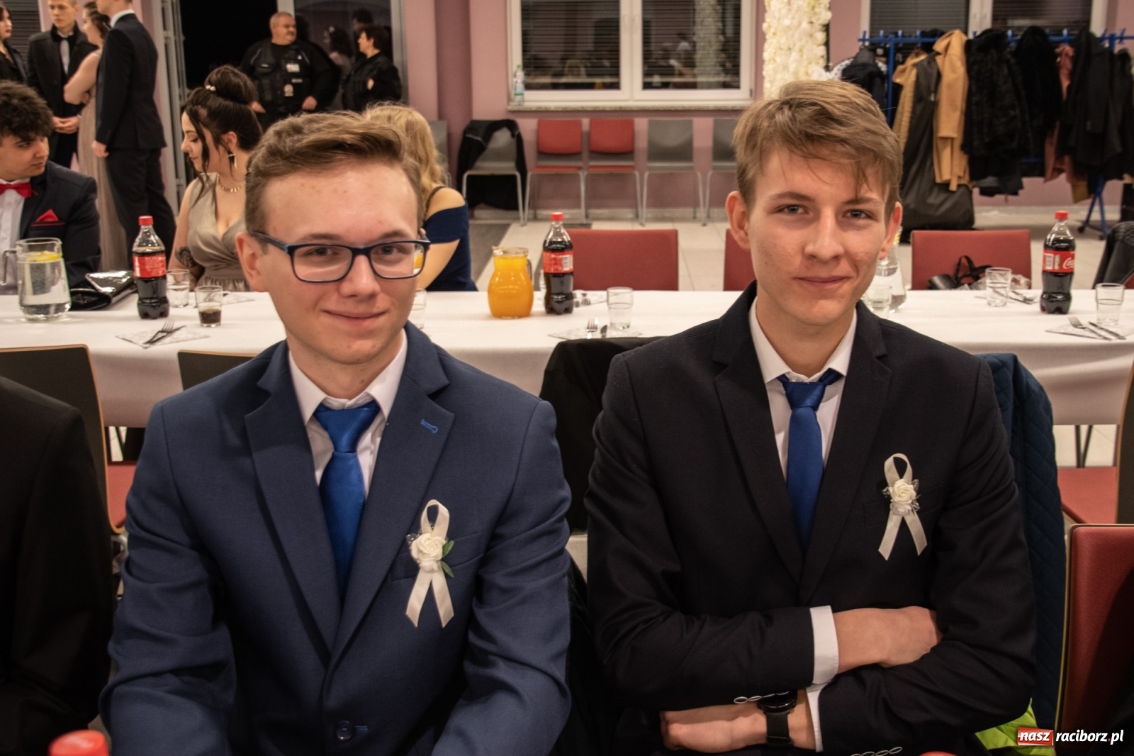 Zdjęcie w galerii na portalu naszraciborz.pl: Bal maturalny II LO w Zakrzowie [FOTO i WIDEO] wiadomości z regionu