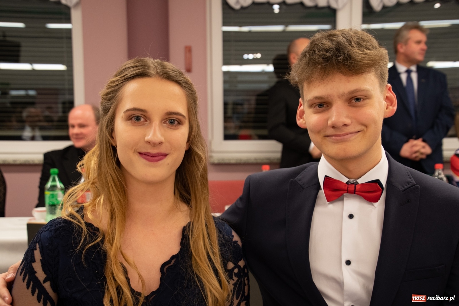 Zdjęcie w galerii na portalu naszraciborz.pl: Bal maturalny II LO w Zakrzowie [FOTO i WIDEO] wiadomości z regionu