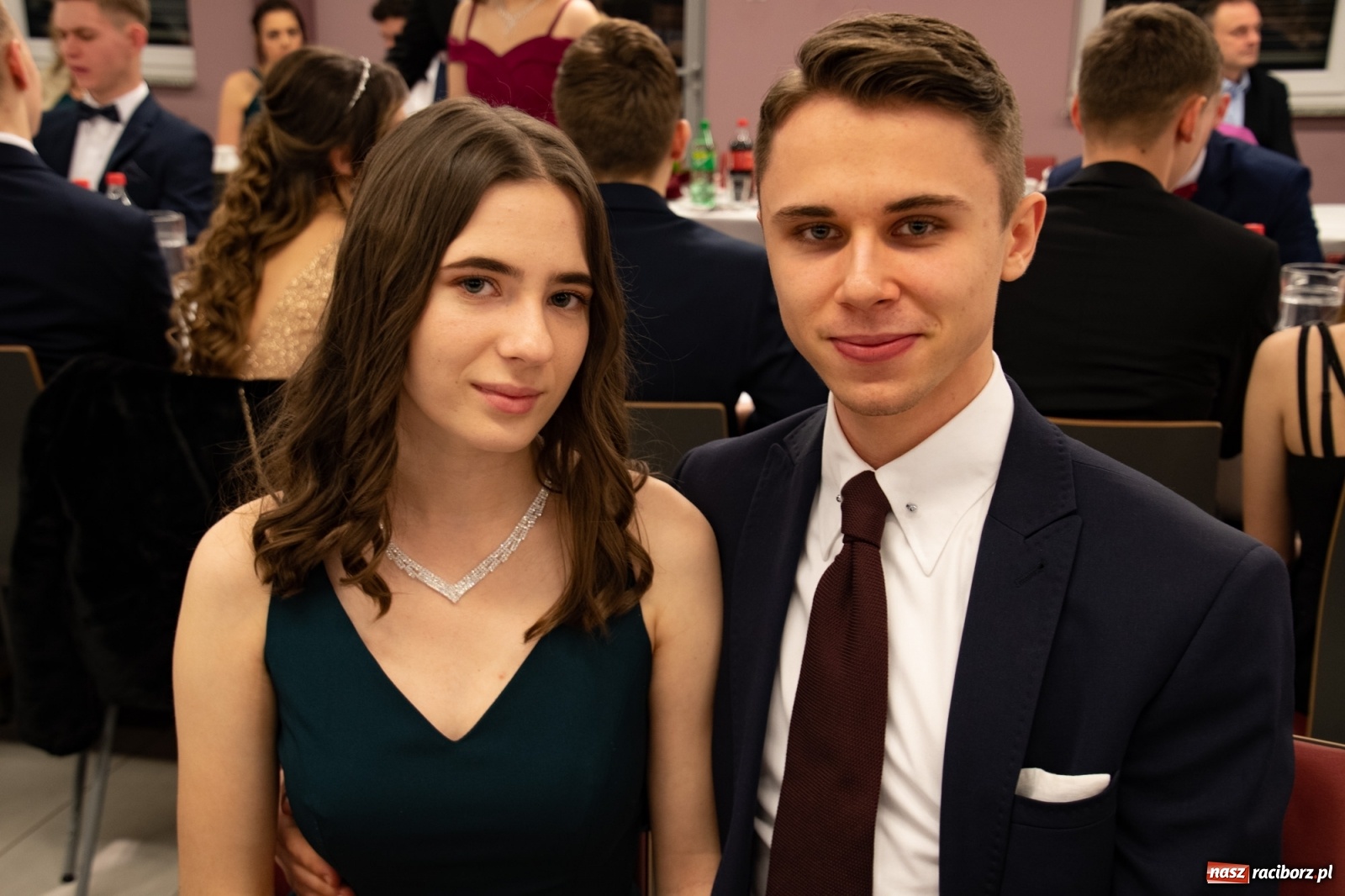 Zdjęcie w galerii na portalu naszraciborz.pl: Bal maturalny II LO w Zakrzowie [FOTO i WIDEO] wiadomości z regionu