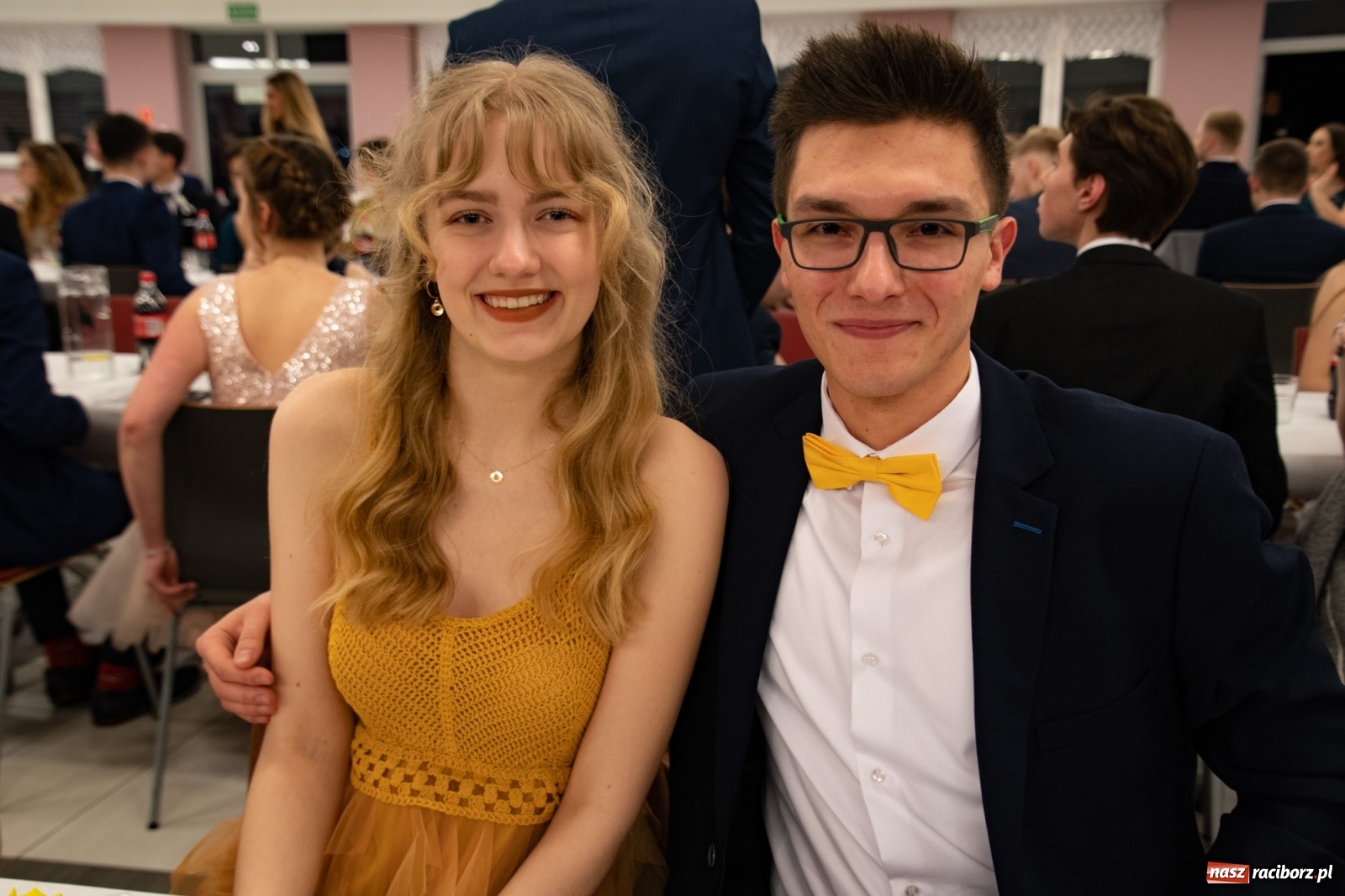 Zdjęcie w galerii na portalu naszraciborz.pl: Bal maturalny II LO w Zakrzowie [FOTO i WIDEO] wiadomości z regionu