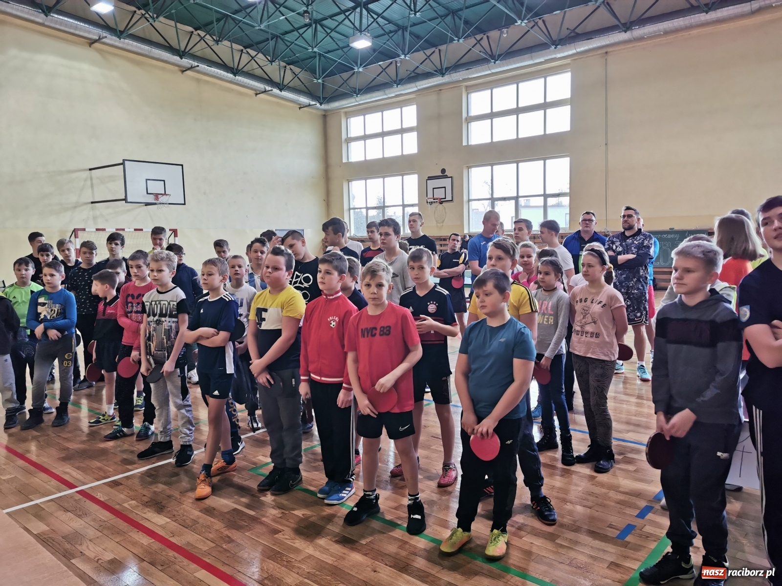 Zdjęcie w galerii na portalu naszraciborz.pl: Tenisiści stołowi rywalizowali o Puchar Wójta wiadomości z regionu