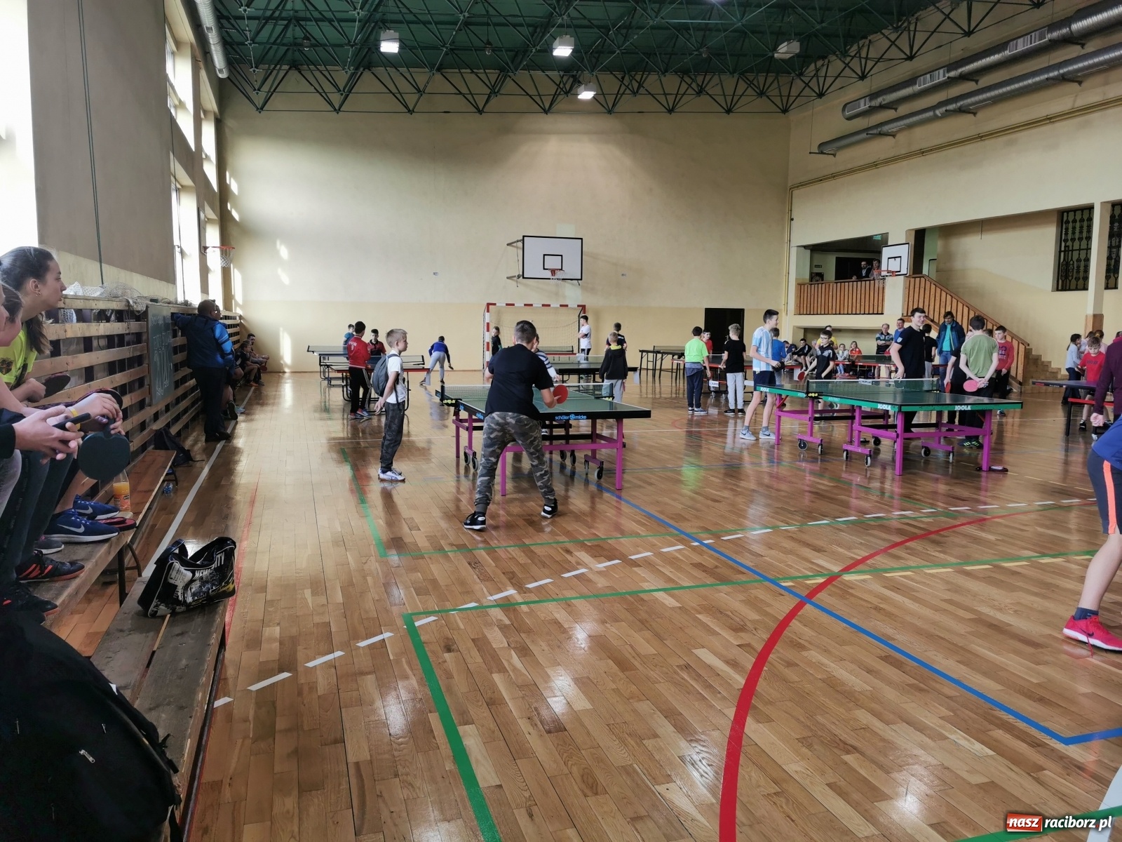 Zdjęcie w galerii na portalu naszraciborz.pl: Tenisiści stołowi rywalizowali o Puchar Wójta wiadomości z regionu