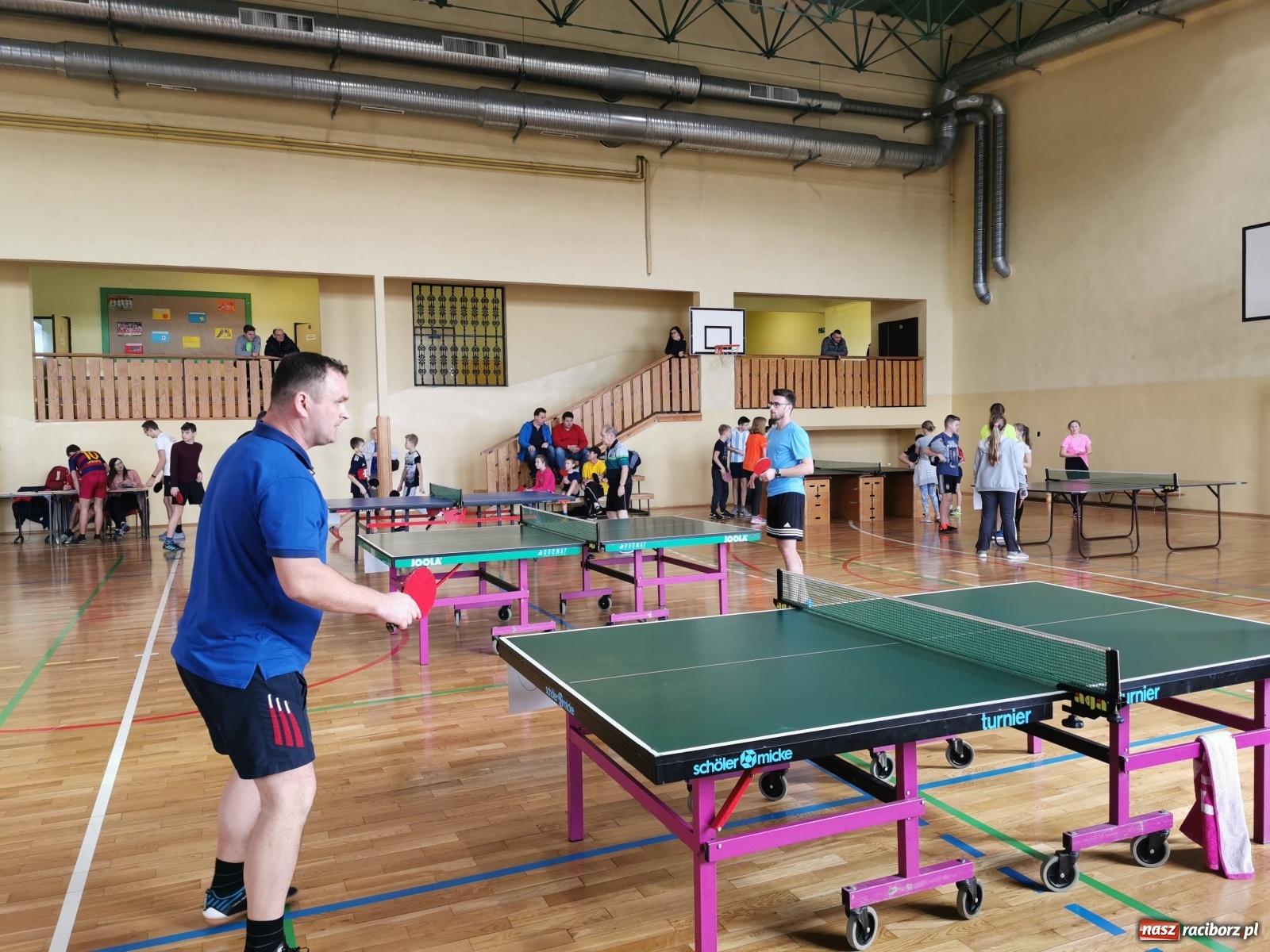 Zdjęcie w galerii na portalu naszraciborz.pl: Tenisiści stołowi rywalizowali o Puchar Wójta wiadomości z regionu