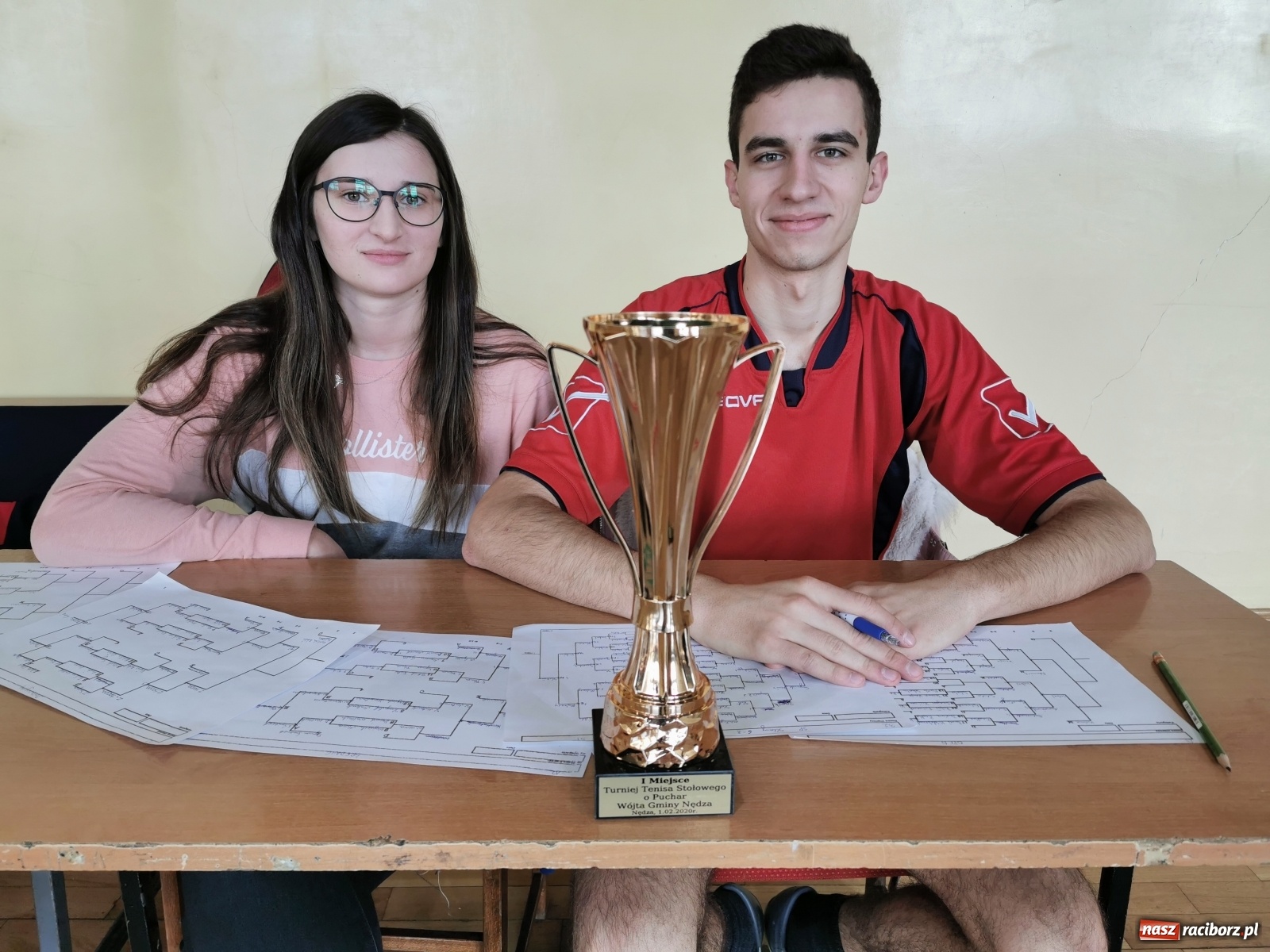 Zdjęcie w galerii na portalu naszraciborz.pl: Tenisiści stołowi rywalizowali o Puchar Wójta wiadomości z regionu