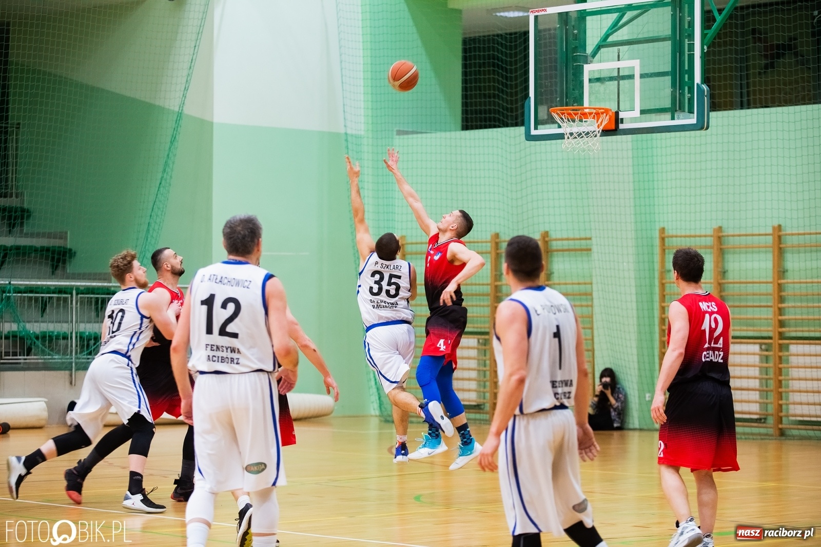Zdjęcie w galerii na portalu naszraciborz.pl: Ofensywa zawiodła w defensywie [FOTO] wiadomości z regionu