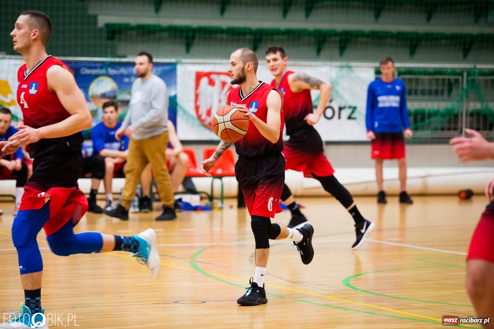 Zdjęcie w galerii na portalu naszraciborz.pl: Ofensywa zawiodła w defensywie [FOTO] wiadomości z regionu
