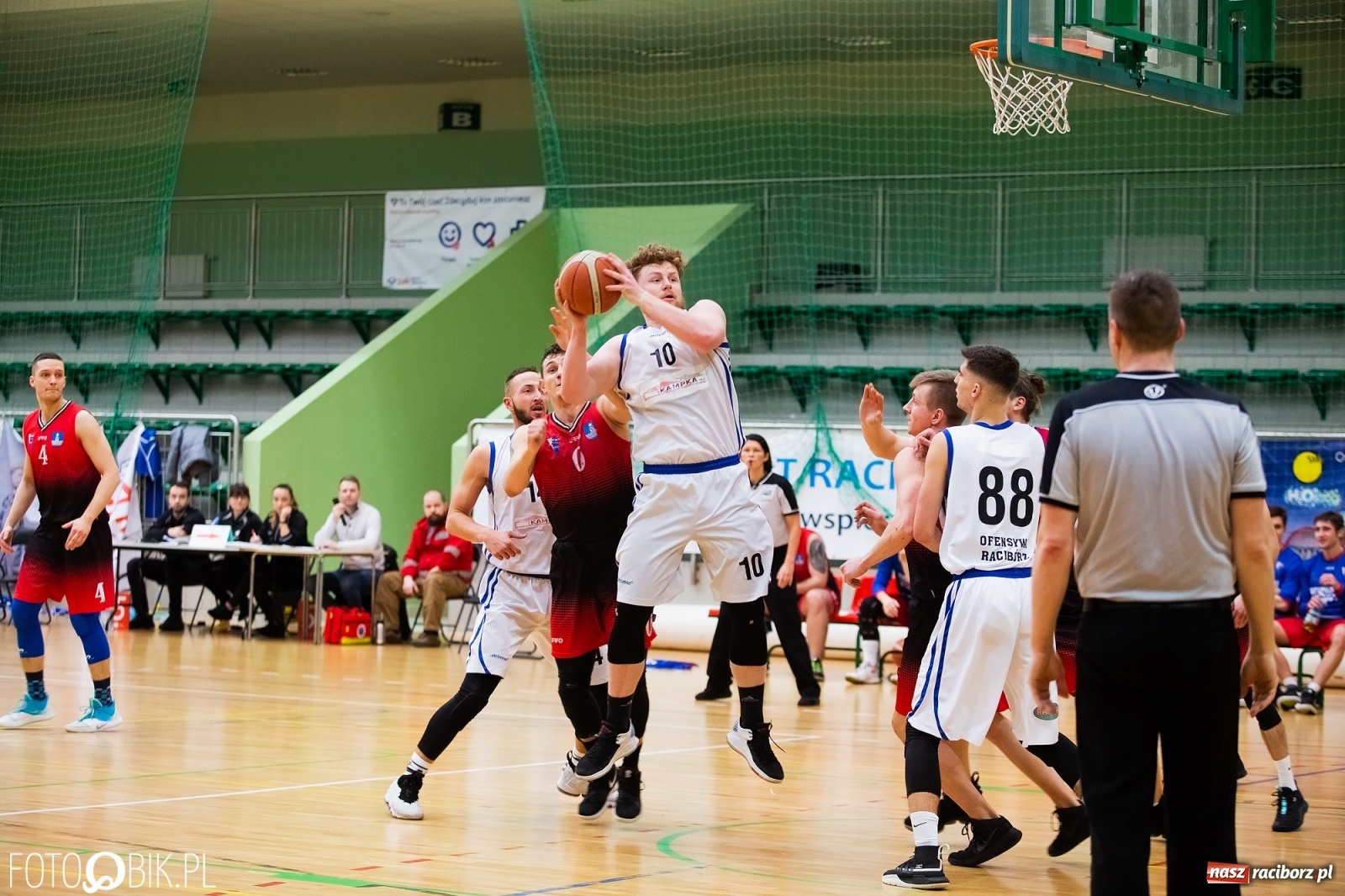 Zdjęcie w galerii na portalu naszraciborz.pl: Ofensywa zawiodła w defensywie [FOTO] wiadomości z regionu