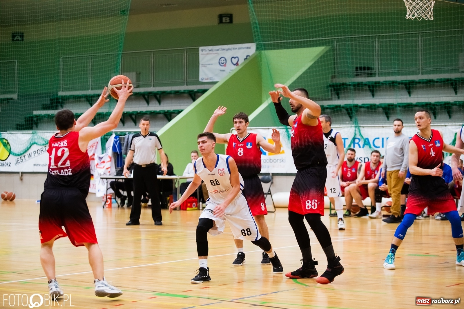Zdjęcie w galerii na portalu naszraciborz.pl: Ofensywa zawiodła w defensywie [FOTO] wiadomości z regionu