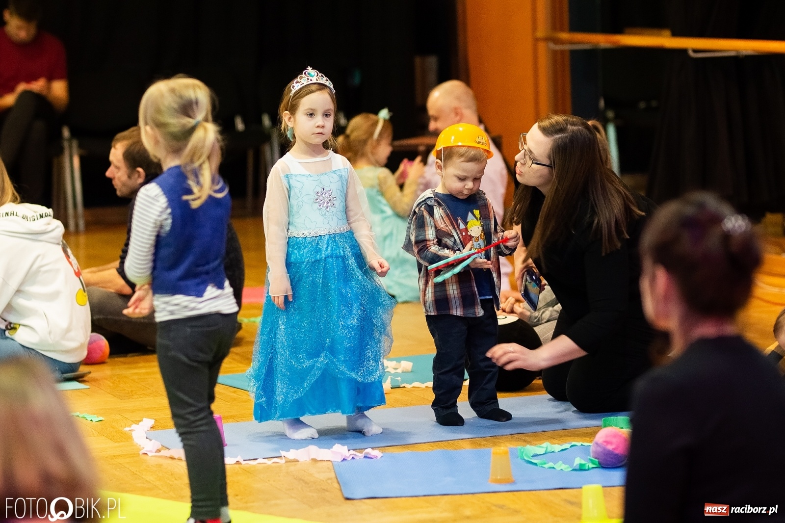 Zdjęcie w galerii na portalu naszraciborz.pl: Bal przebierańców maluchów w RCK wiadomości z regionu