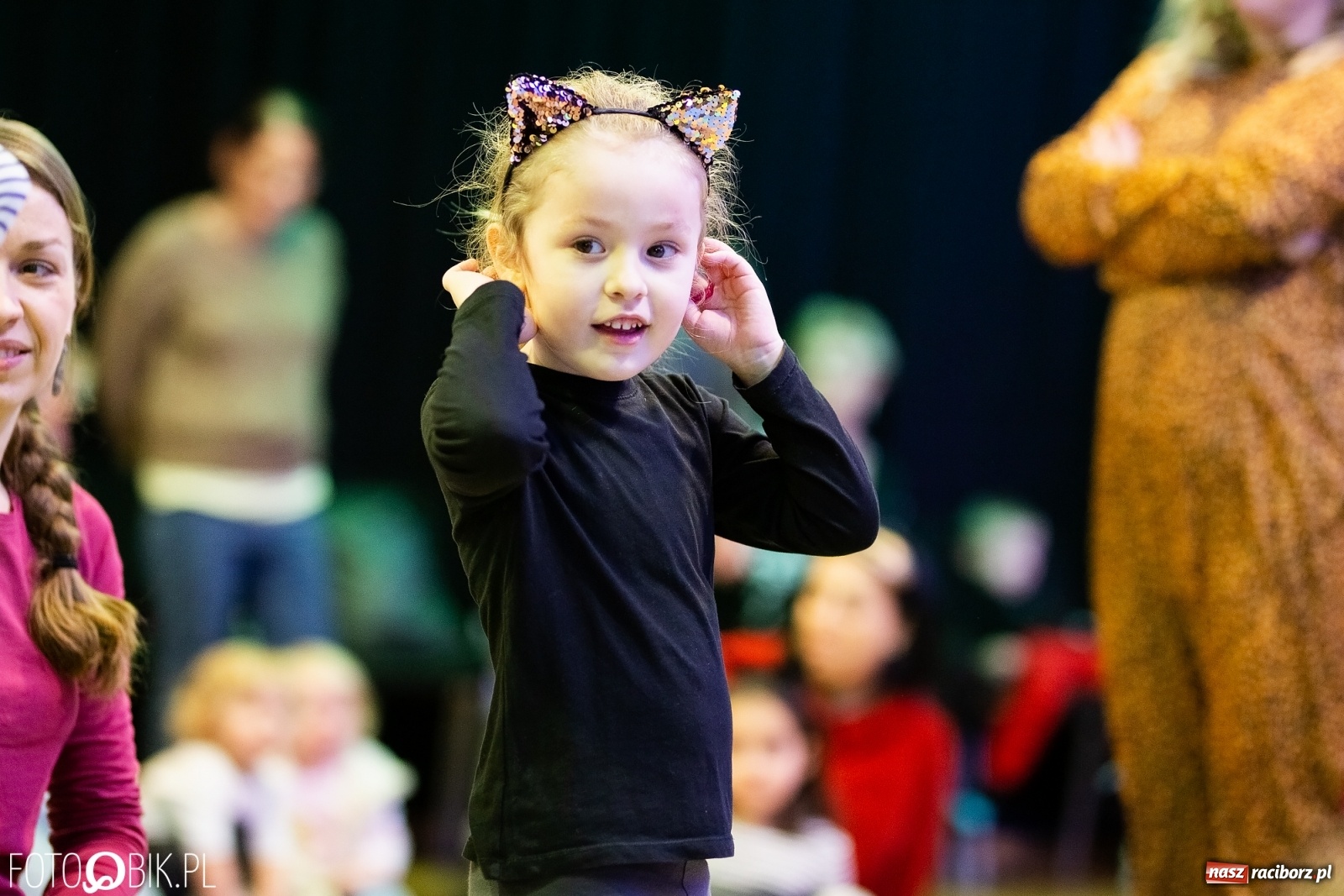 Zdjęcie w galerii na portalu naszraciborz.pl: Bal przebierańców maluchów w RCK wiadomości z regionu