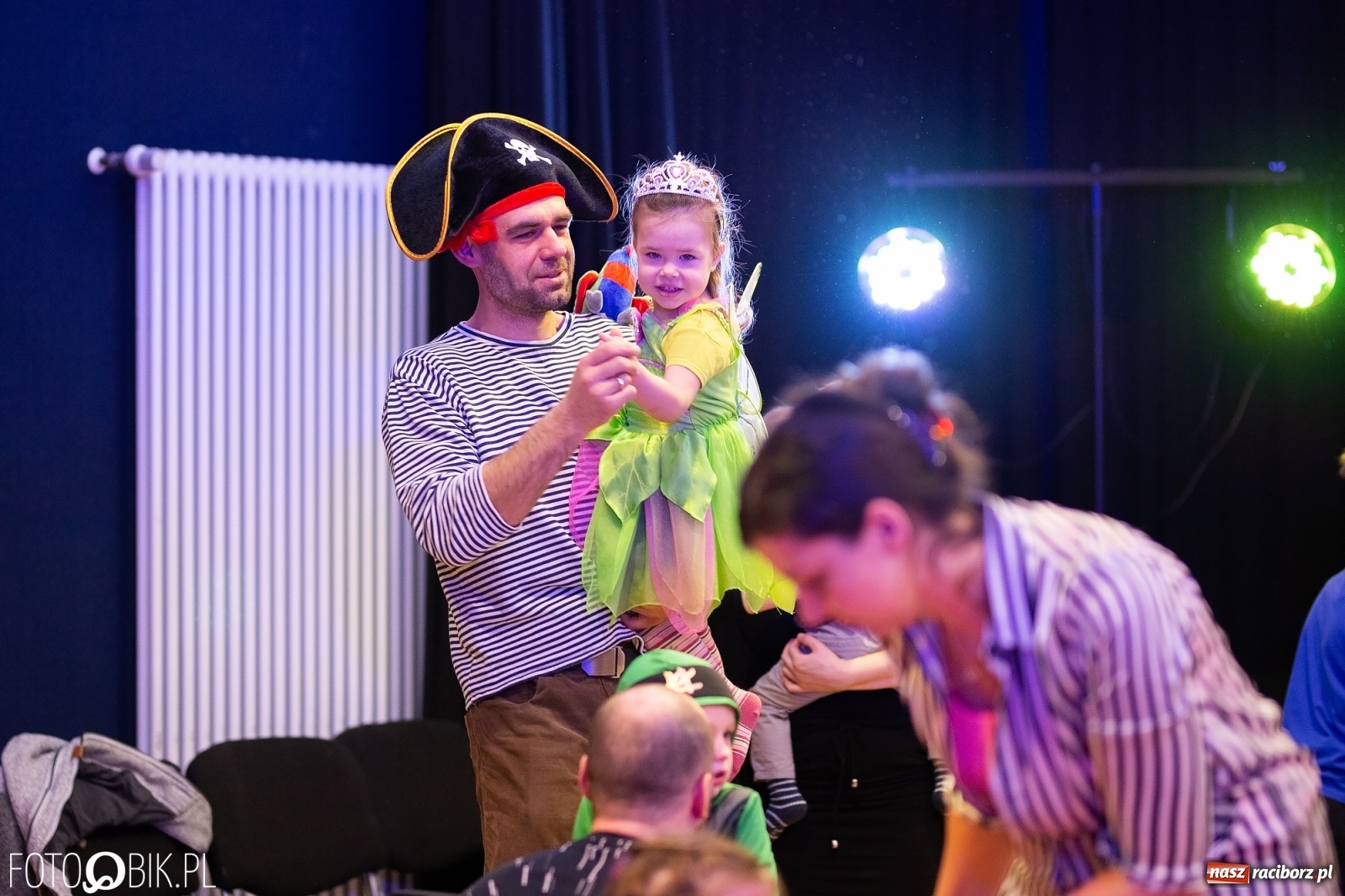 Zdjęcie w galerii na portalu naszraciborz.pl: Bal przebierańców maluchów w RCK wiadomości z regionu