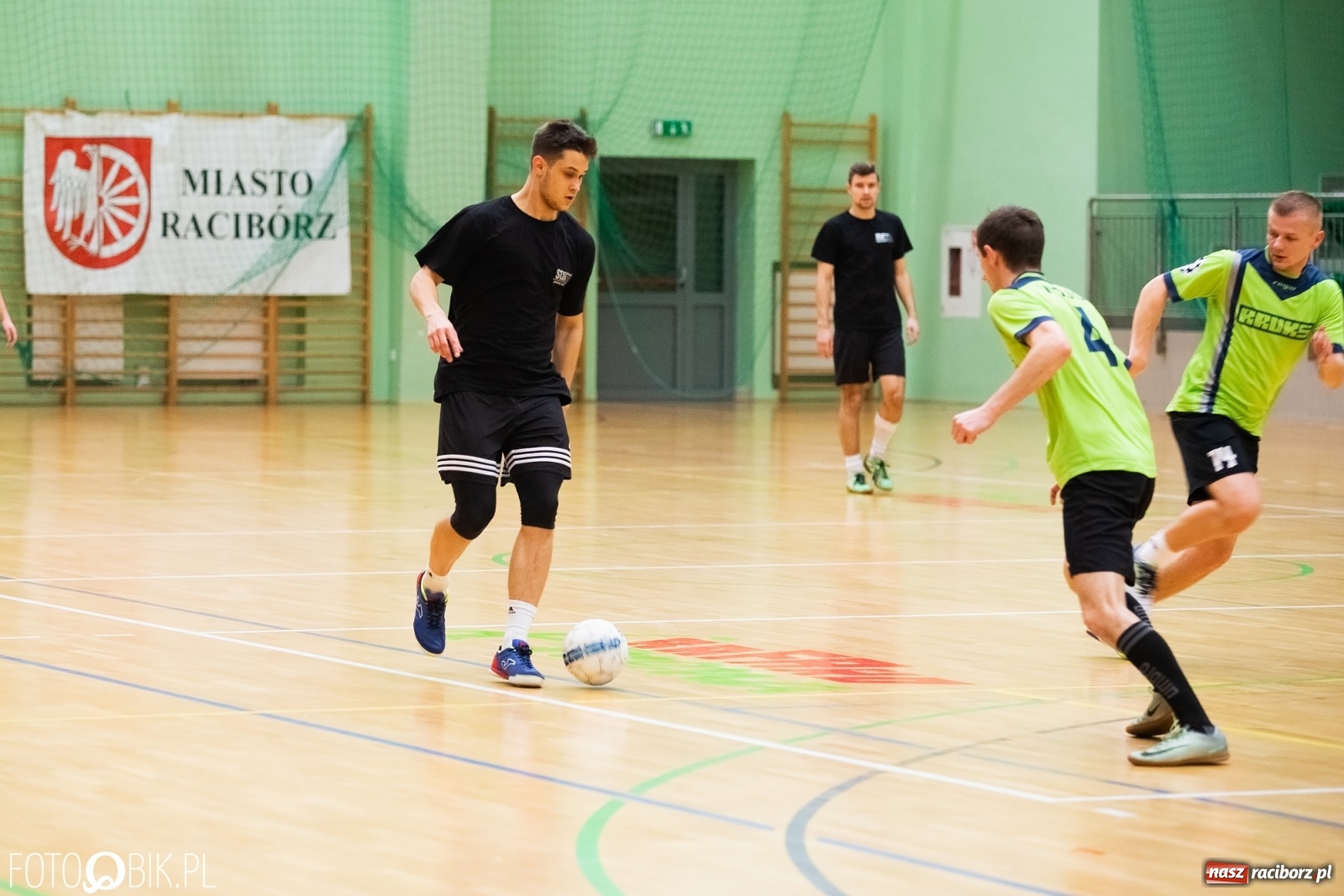 Zdjęcie w galerii na portalu naszraciborz.pl: HLPN. Harpagany rozbiły Bruks Team [FOTO] wiadomości z regionu