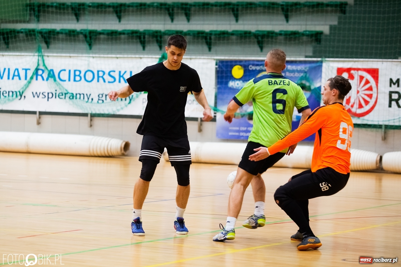 Zdjęcie w galerii na portalu naszraciborz.pl: HLPN. Harpagany rozbiły Bruks Team [FOTO] wiadomości z regionu