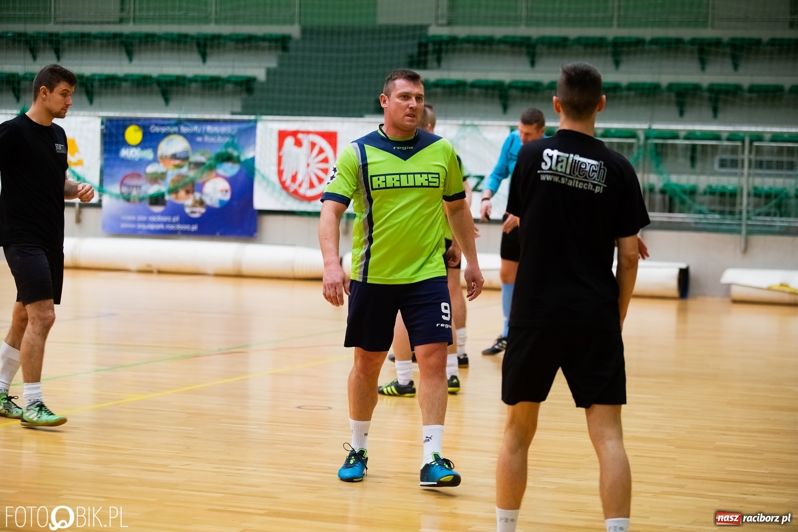 Zdjęcie w galerii na portalu naszraciborz.pl: HLPN. Harpagany rozbiły Bruks Team [FOTO] wiadomości z regionu