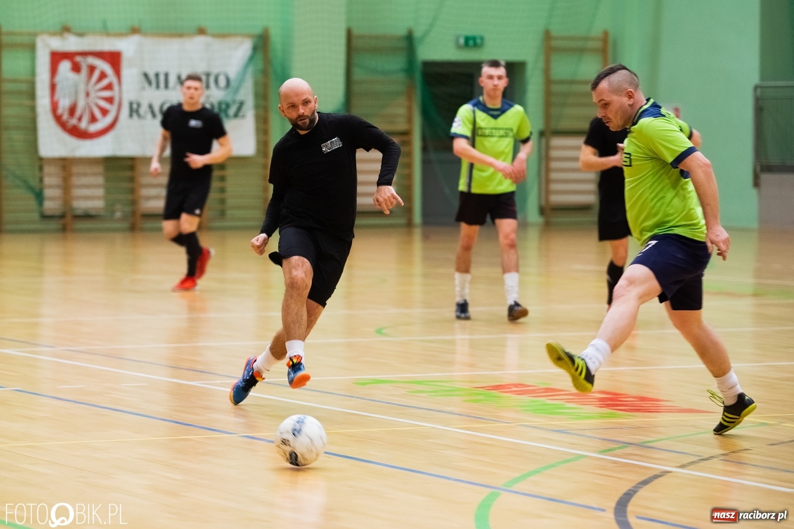 Zdjęcie w galerii na portalu naszraciborz.pl: HLPN. Harpagany rozbiły Bruks Team [FOTO] wiadomości z regionu