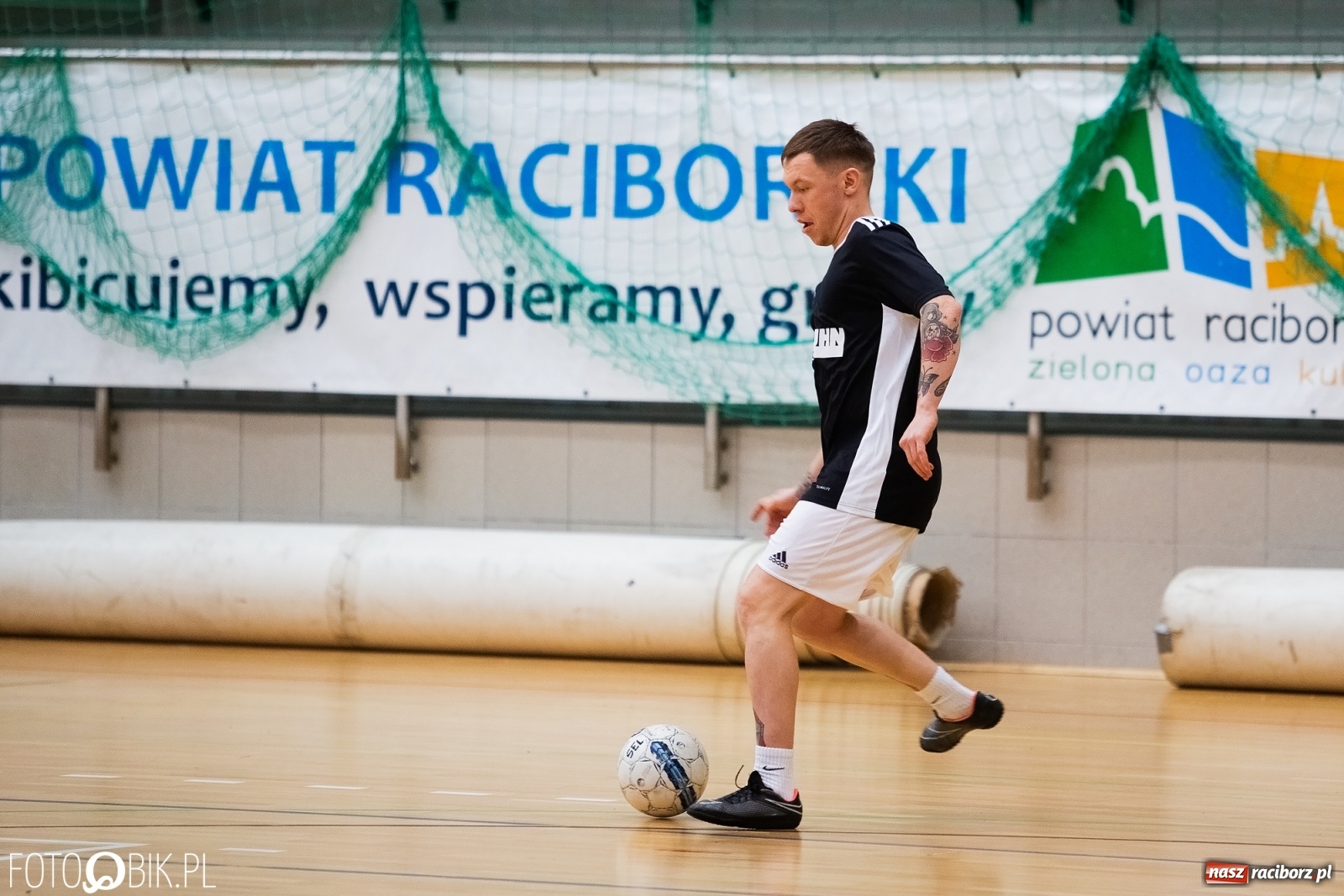 Zdjęcie w galerii na portalu naszraciborz.pl: HLPN. Harpagany rozbiły Bruks Team [FOTO] wiadomości z regionu