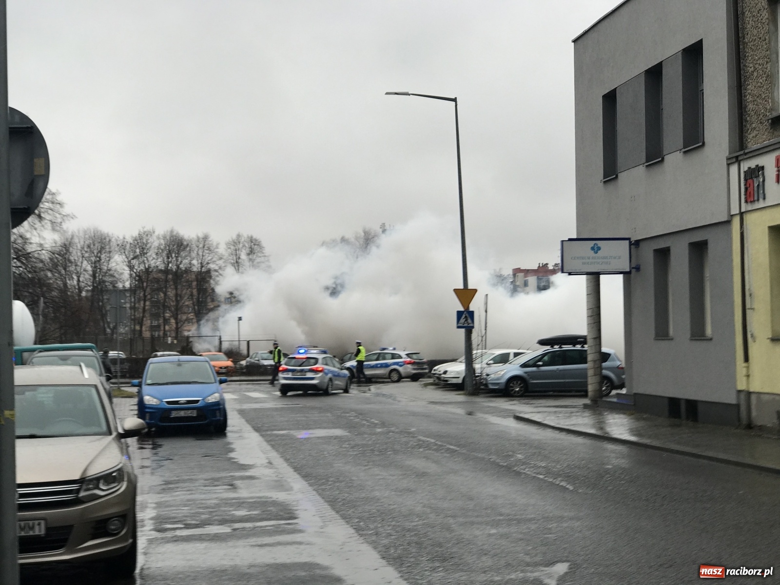 Zdjęcie w galerii na portalu naszraciborz.pl: Policjant wybawił z opresji przerażoną kobietę  wiadomości z regionu