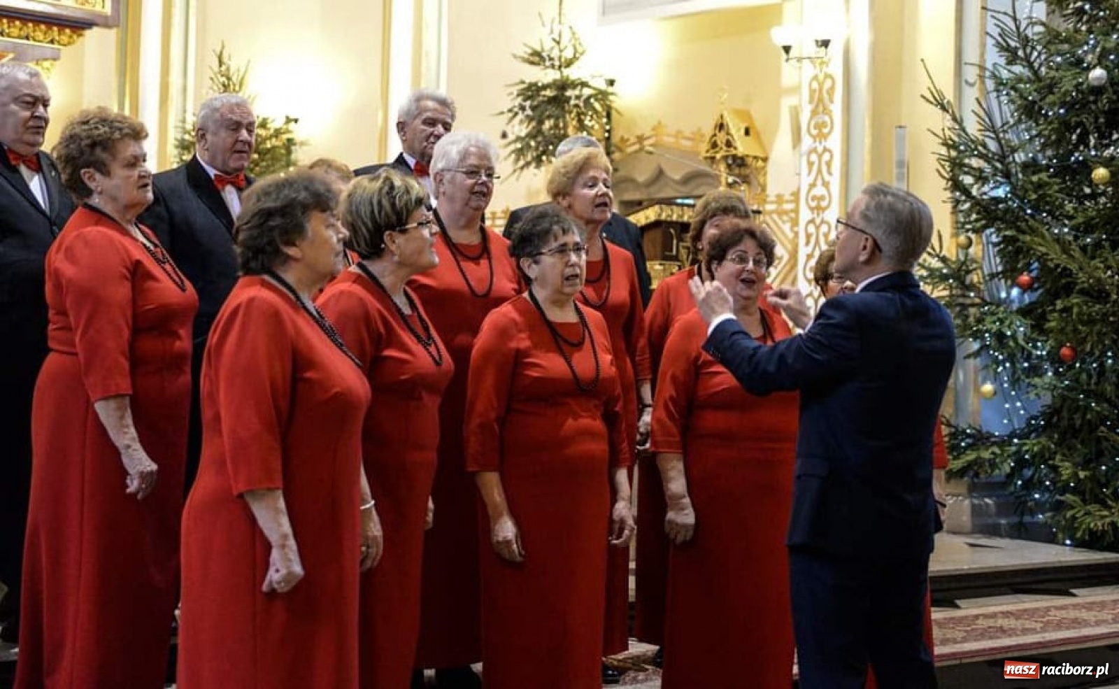 Zdjęcie w galerii na portalu naszraciborz.pl: Młodzieżowy chór Bel Canto z Grand Prix XXVI Międzynarodowych Przesłuchań Kolędowych wiadomości z regionu