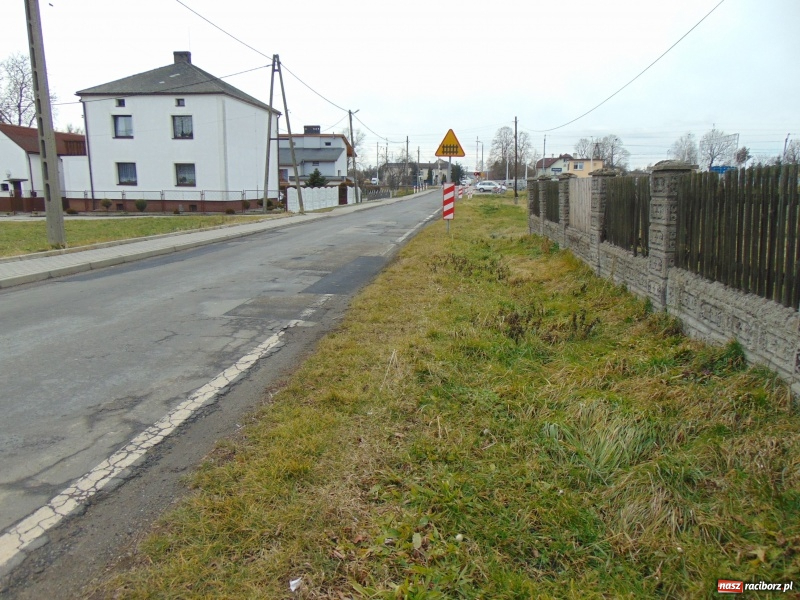 Zdjęcie w galerii na portalu naszraciborz.pl: Powiat z dofinansowaniem na drogę w Rudyszwałdzie wiadomości z regionu