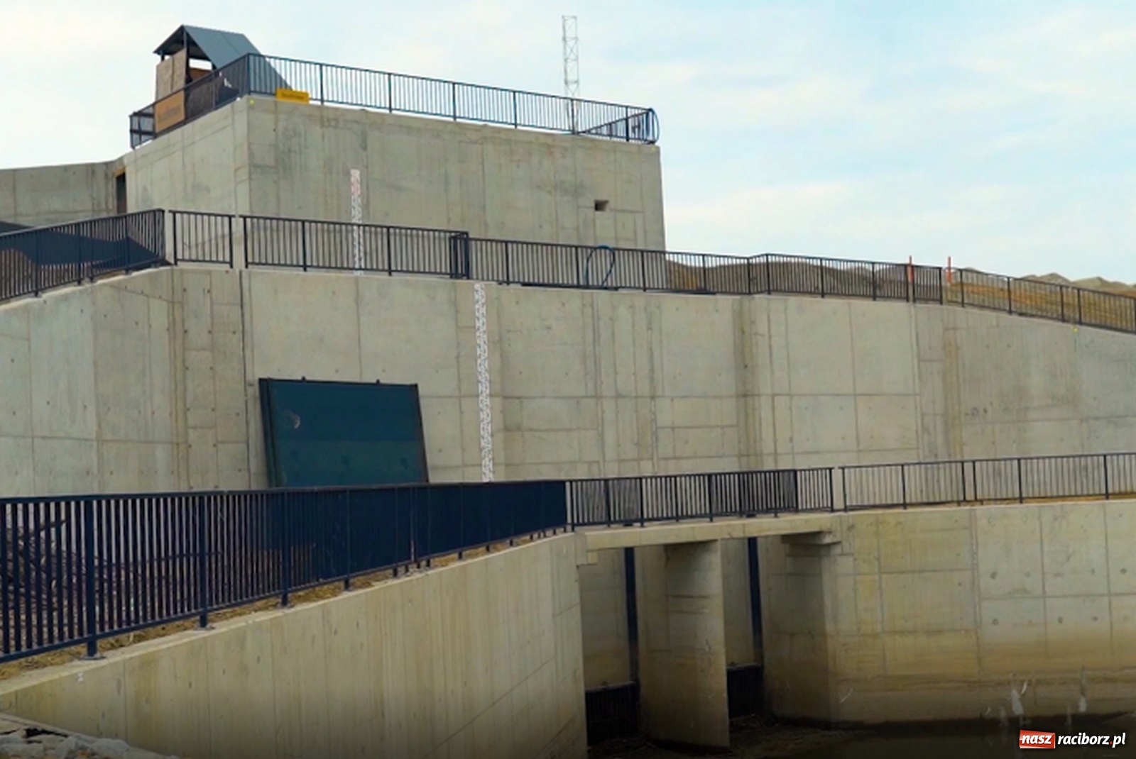 Zdjęcie w galerii na portalu naszraciborz.pl: Zbiornik Racibórz osiągnął pełną funkcjonalność!  wiadomości z regionu