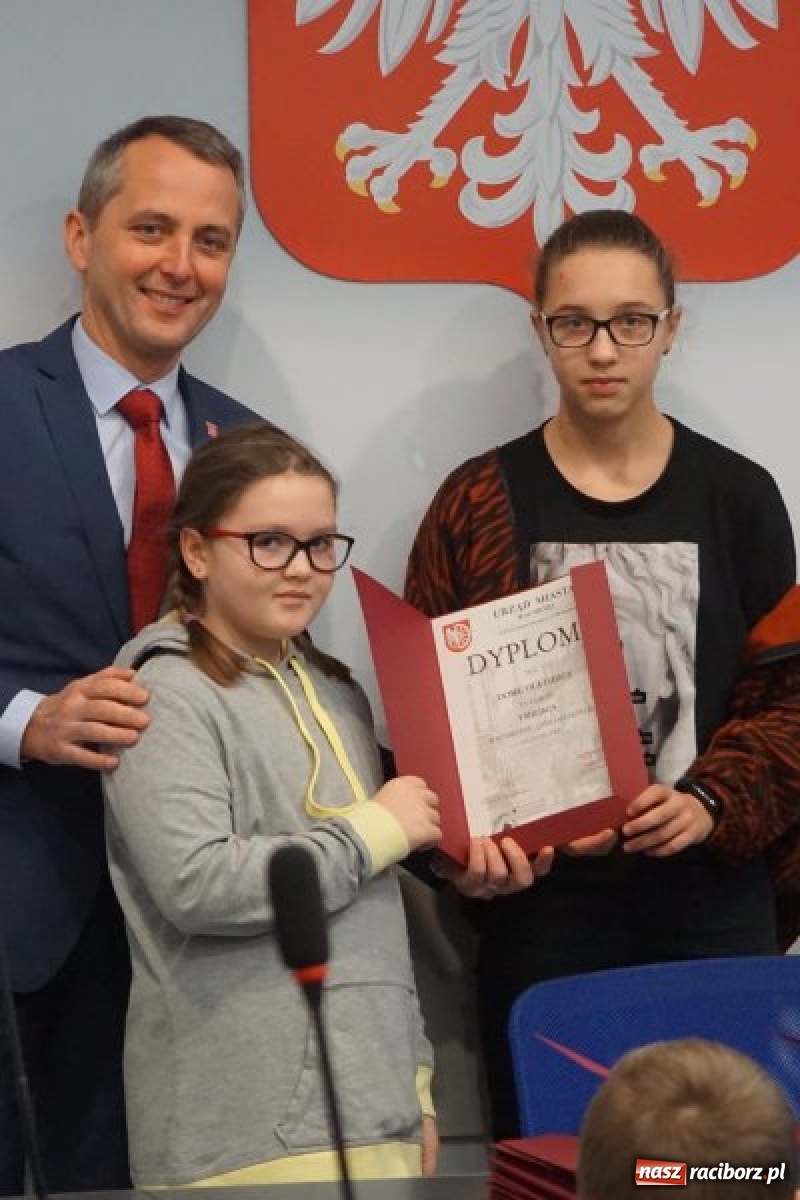 Zdjęcie w galerii na portalu naszraciborz.pl: W ratuszu podsumowano konkursy ekologiczne [FOTO i WIDEO] wiadomości z regionu