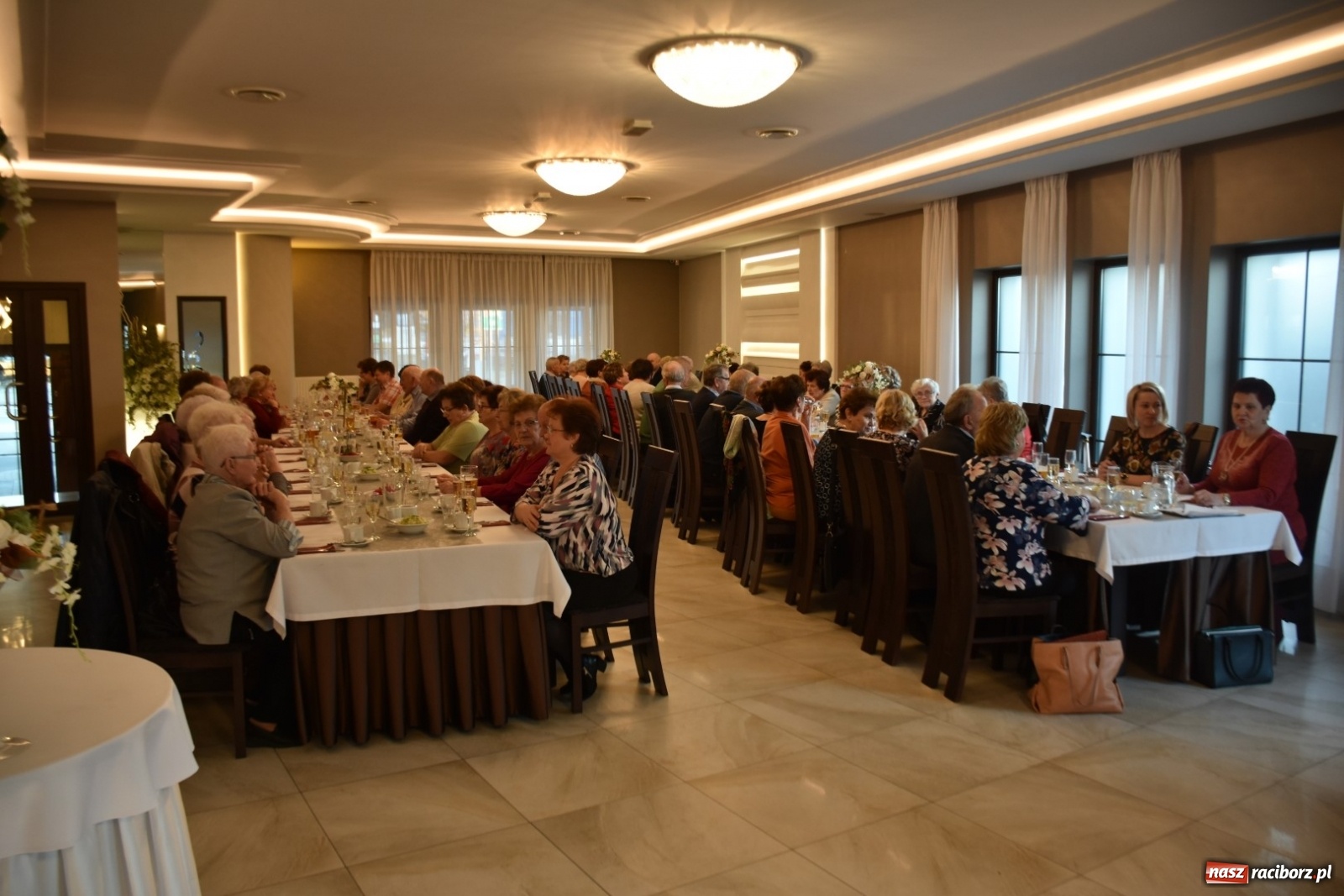 Zdjęcie w galerii na portalu naszraciborz.pl: Krzyżanowiccy seniorzy świętowali Dzień Babci i Dziadka wiadomości z regionu