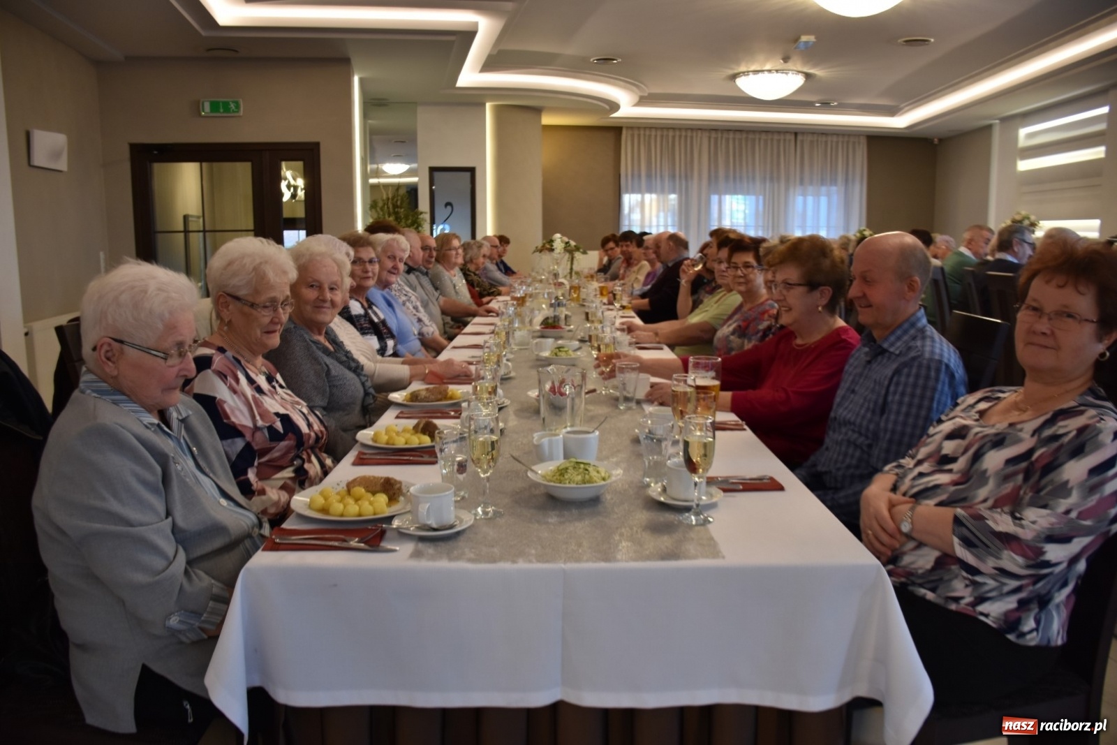 Zdjęcie w galerii na portalu naszraciborz.pl: Krzyżanowiccy seniorzy świętowali Dzień Babci i Dziadka wiadomości z regionu
