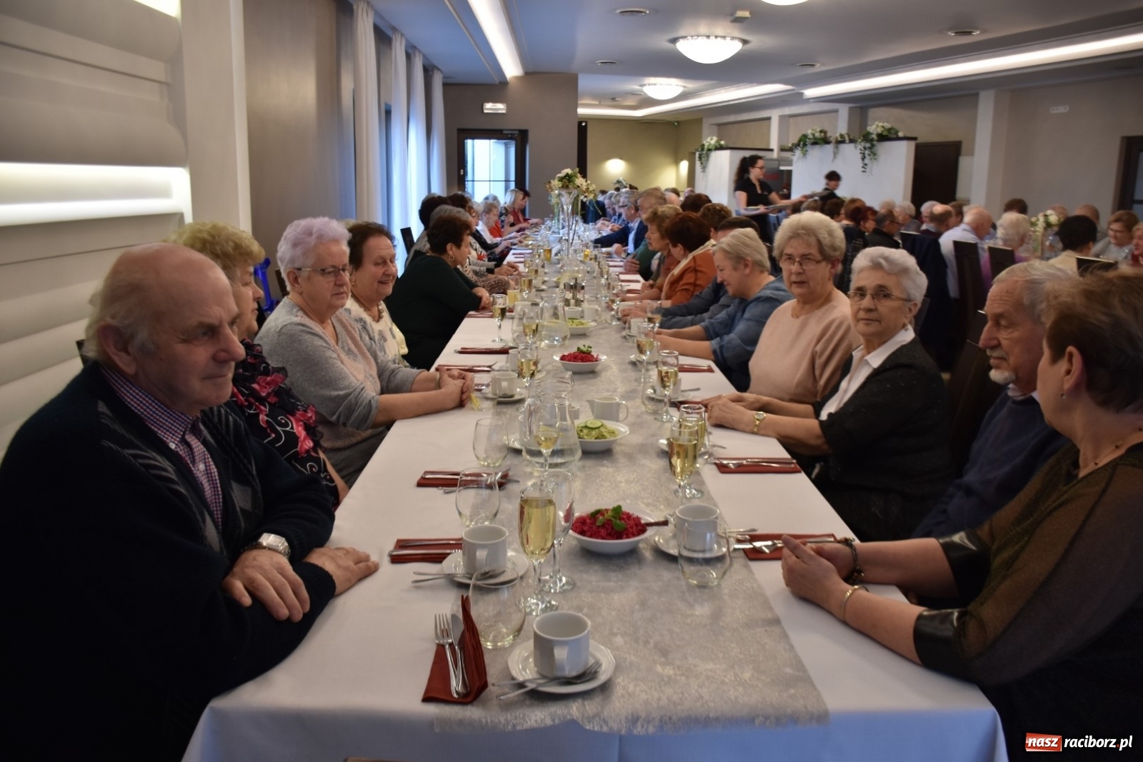 Zdjęcie w galerii na portalu naszraciborz.pl: Krzyżanowiccy seniorzy świętowali Dzień Babci i Dziadka wiadomości z regionu