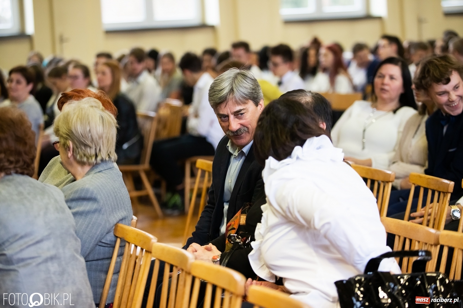 Zdjęcie w galerii na portalu naszraciborz.pl: Konsul Węgier na Święcie Patrona w Ekonomiku wiadomości z regionu
