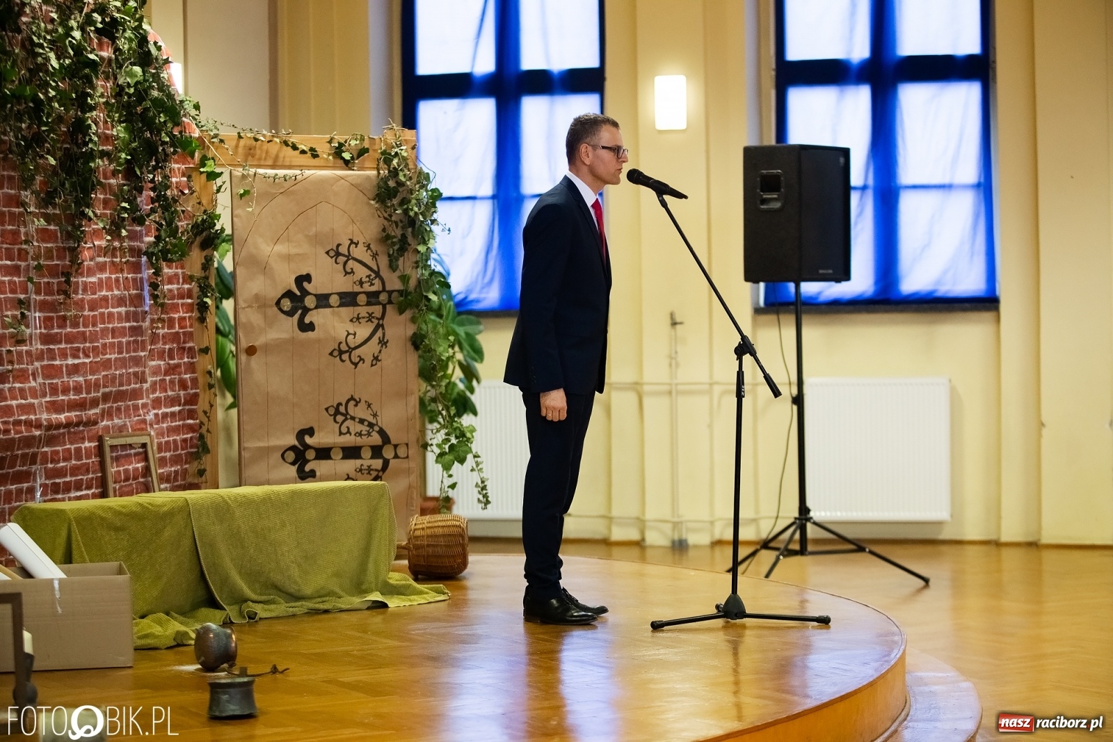 Zdjęcie w galerii na portalu naszraciborz.pl: Konsul Węgier na Święcie Patrona w Ekonomiku wiadomości z regionu