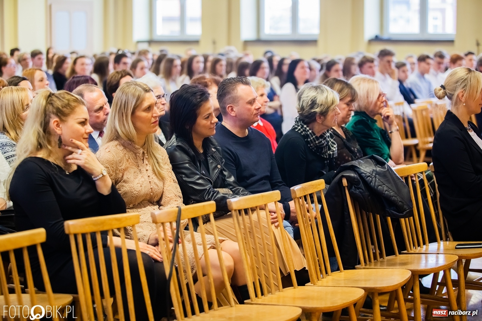 Zdjęcie w galerii na portalu naszraciborz.pl: Konsul Węgier na Święcie Patrona w Ekonomiku wiadomości z regionu