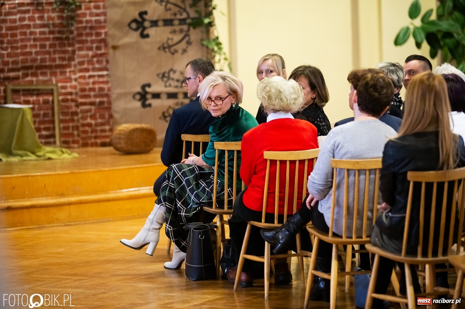 Zdjęcie w galerii na portalu naszraciborz.pl: Konsul Węgier na Święcie Patrona w Ekonomiku wiadomości z regionu