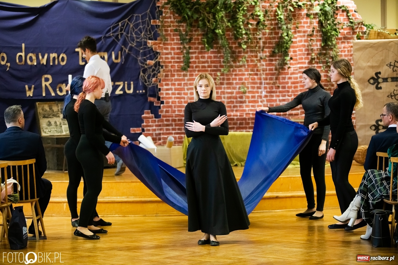 Zdjęcie w galerii na portalu naszraciborz.pl: Konsul Węgier na Święcie Patrona w Ekonomiku wiadomości z regionu