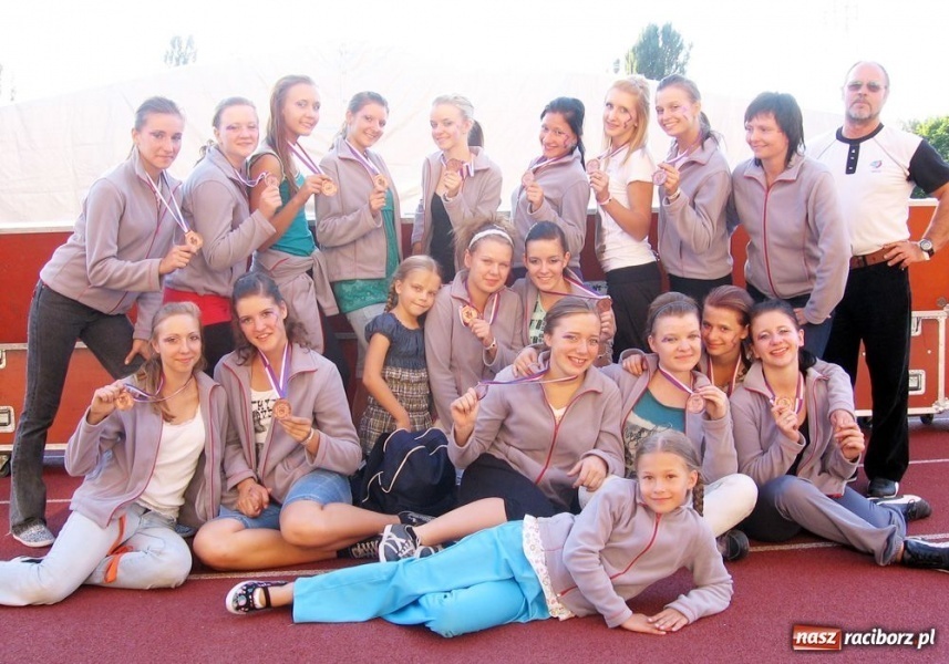 Zdjęcie w galerii na portalu naszraciborz.pl: Brązowy medal dla Uśmiechu wiadomości z regionu