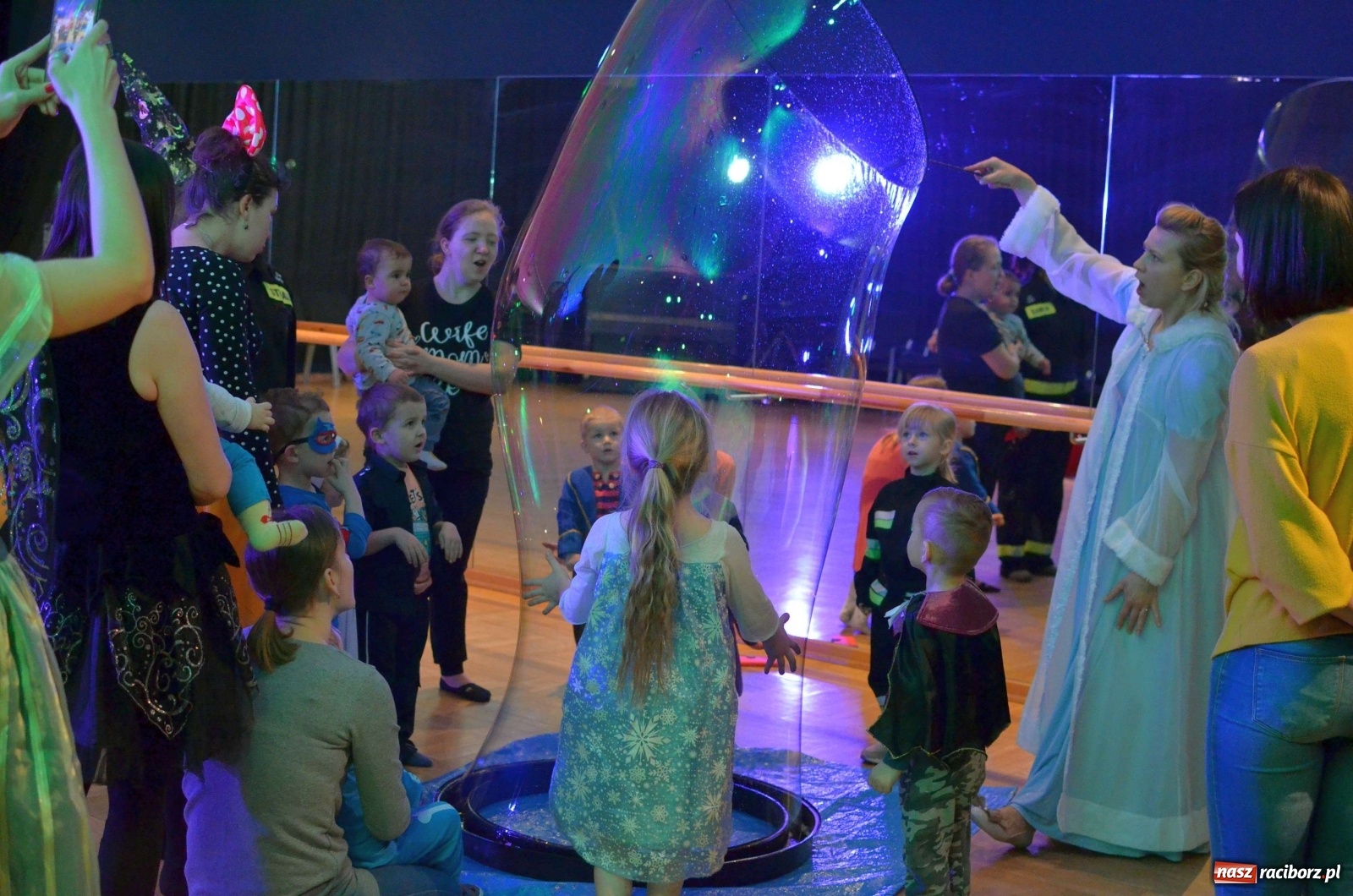 Zdjęcie w galerii na portalu naszraciborz.pl: Bal Małych Odkrywców z RCK!  wiadomości z regionu