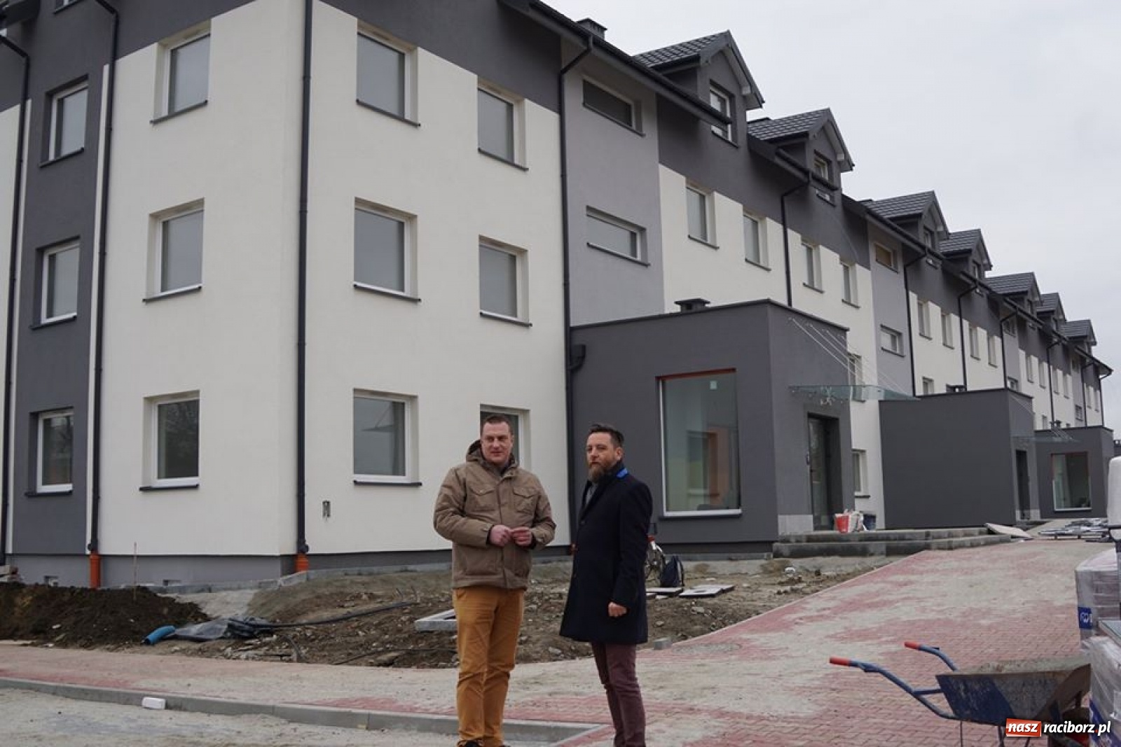 Zdjęcie w galerii na portalu naszraciborz.pl: Urząd opublikował listę najemców nowych mieszkań przy Łąkowej  wiadomości z regionu