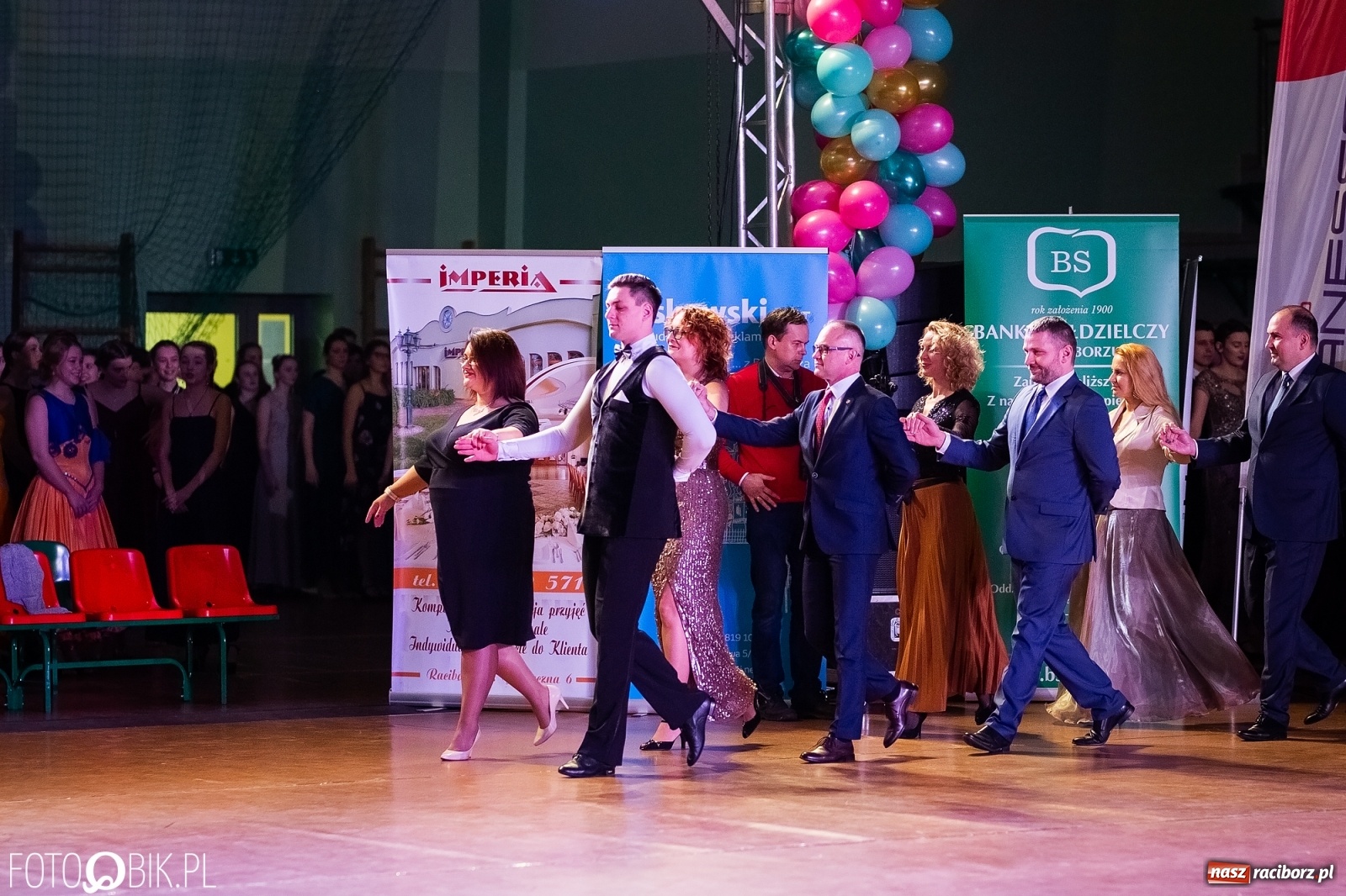 Zdjęcie w galerii na portalu naszraciborz.pl: Młodzieżowa Rewia Tańca w Arenie Rafako wiadomości z regionu