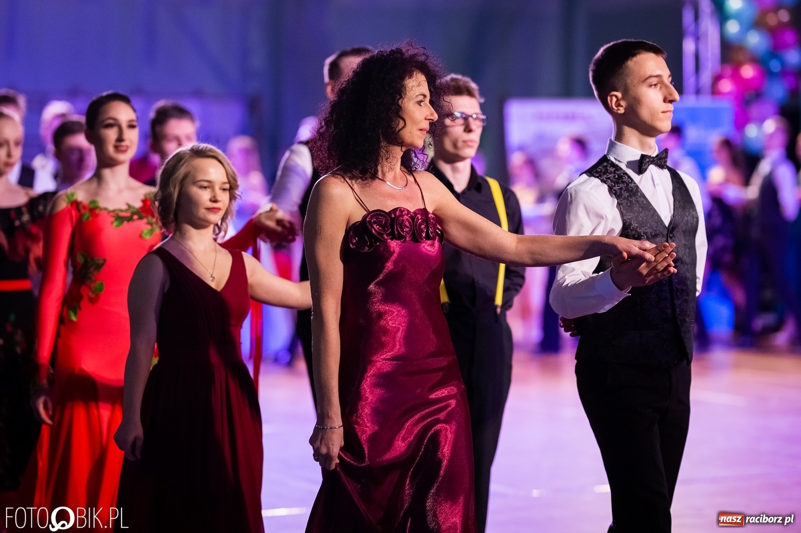 Zdjęcie w galerii na portalu naszraciborz.pl: Młodzieżowa Rewia Tańca w Arenie Rafako wiadomości z regionu