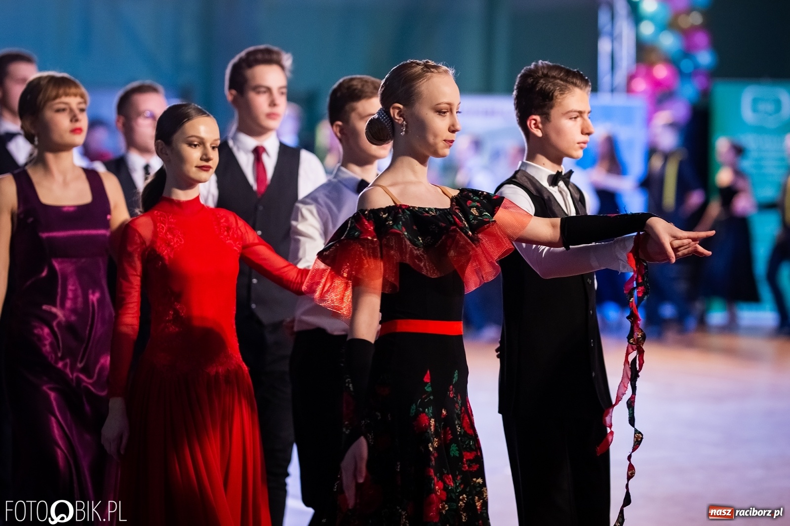 Zdjęcie w galerii na portalu naszraciborz.pl: Młodzieżowa Rewia Tańca w Arenie Rafako wiadomości z regionu