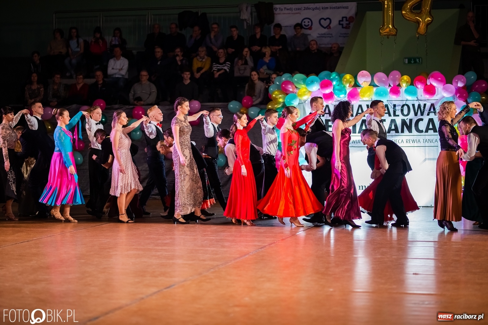 Zdjęcie w galerii na portalu naszraciborz.pl: Młodzieżowa Rewia Tańca w Arenie Rafako wiadomości z regionu