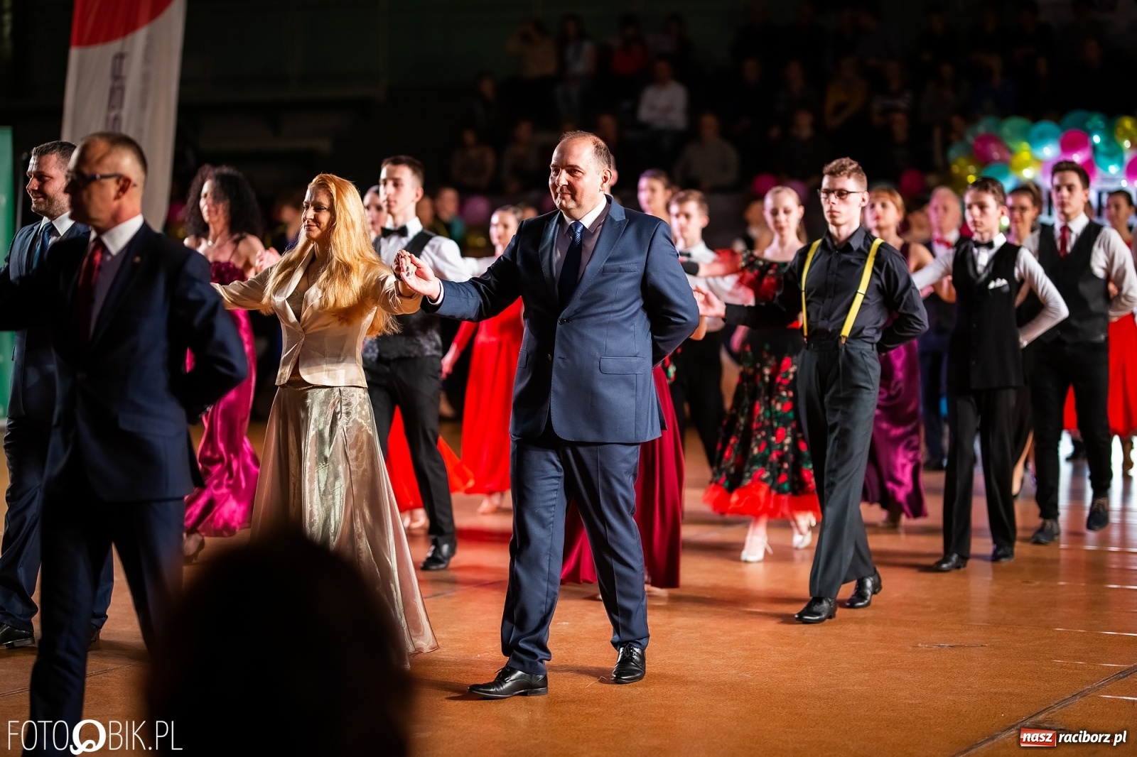 Zdjęcie w galerii na portalu naszraciborz.pl: Młodzieżowa Rewia Tańca w Arenie Rafako wiadomości z regionu