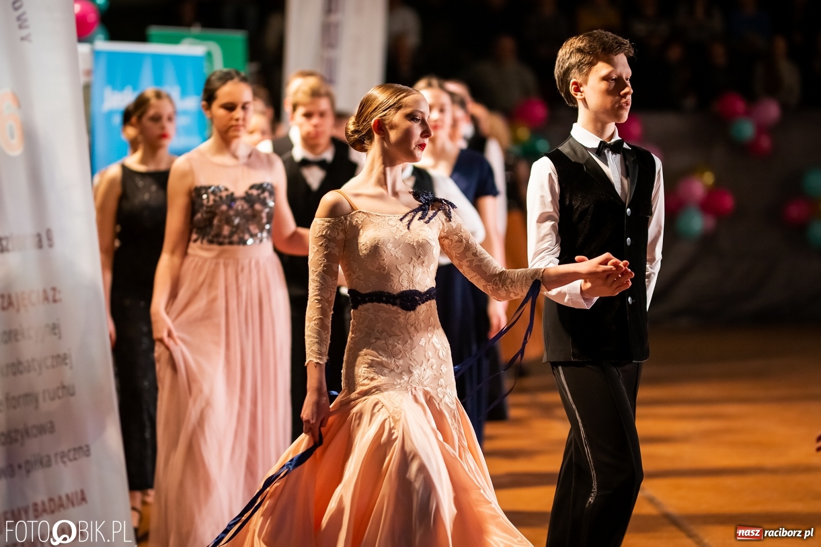 Zdjęcie w galerii na portalu naszraciborz.pl: Młodzieżowa Rewia Tańca w Arenie Rafako wiadomości z regionu