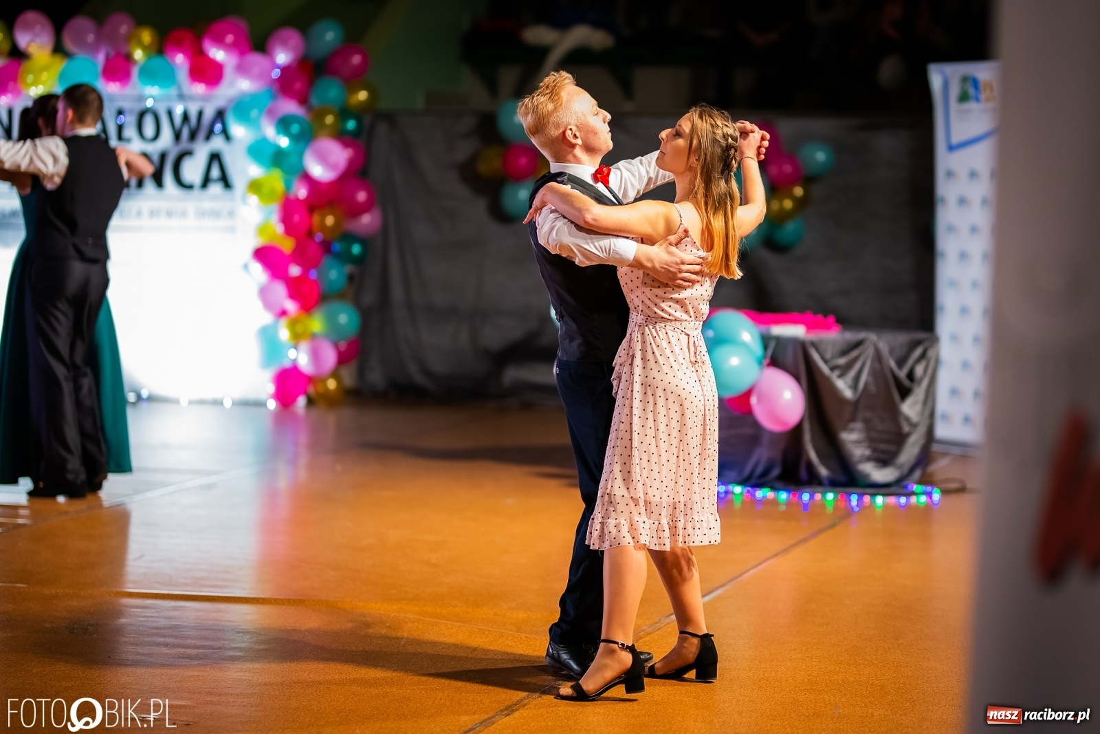 Zdjęcie w galerii na portalu naszraciborz.pl: Młodzieżowa Rewia Tańca w Arenie Rafako wiadomości z regionu