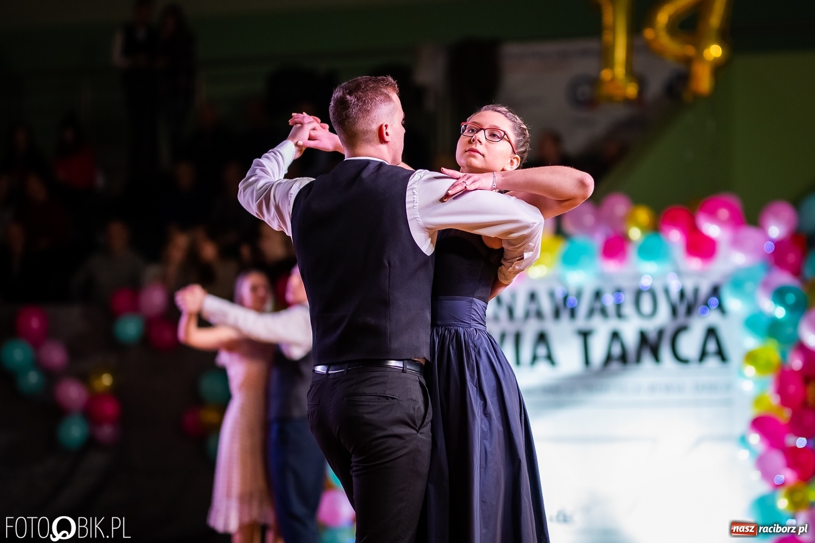Zdjęcie w galerii na portalu naszraciborz.pl: Młodzieżowa Rewia Tańca w Arenie Rafako wiadomości z regionu